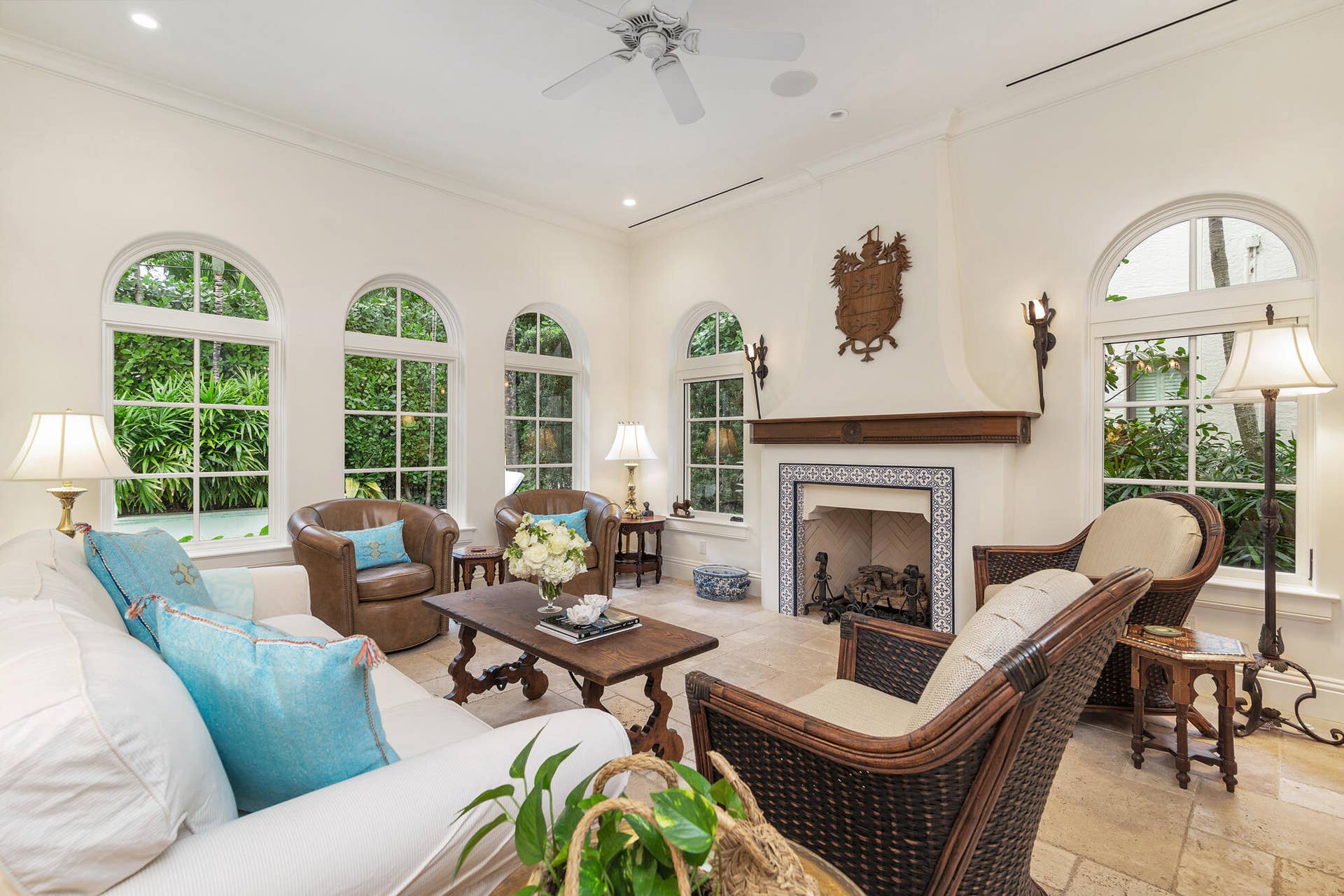 261 Seminole Avenue, Palm Beach, FL 33480 low-11