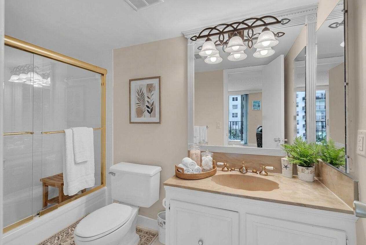 9. Bathroom 2
