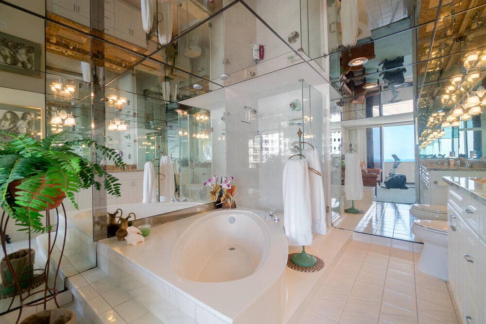4200 N Ocean Drive, #1-1806, Singer Island, FL 33404