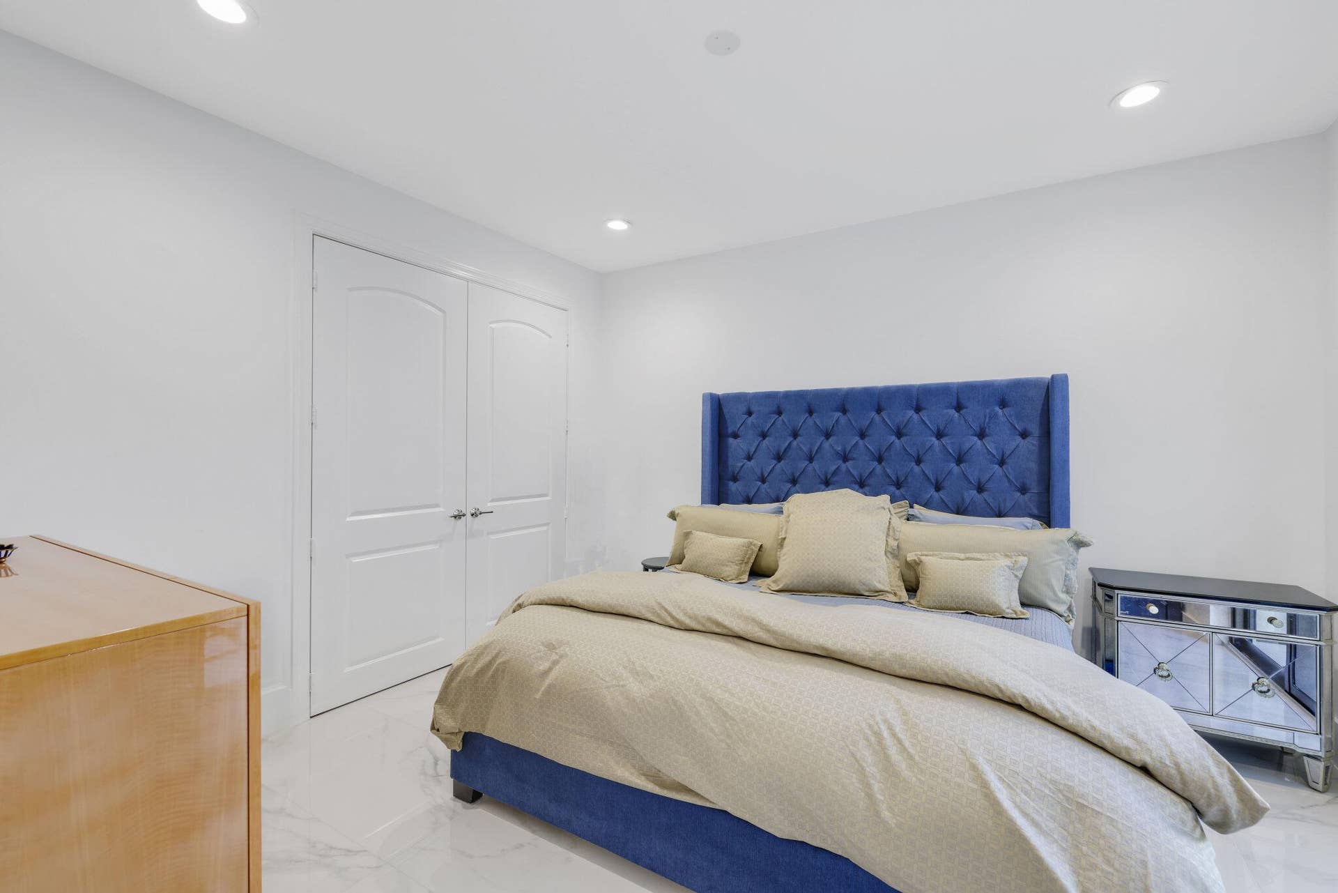 Downstairs Bedroom 2