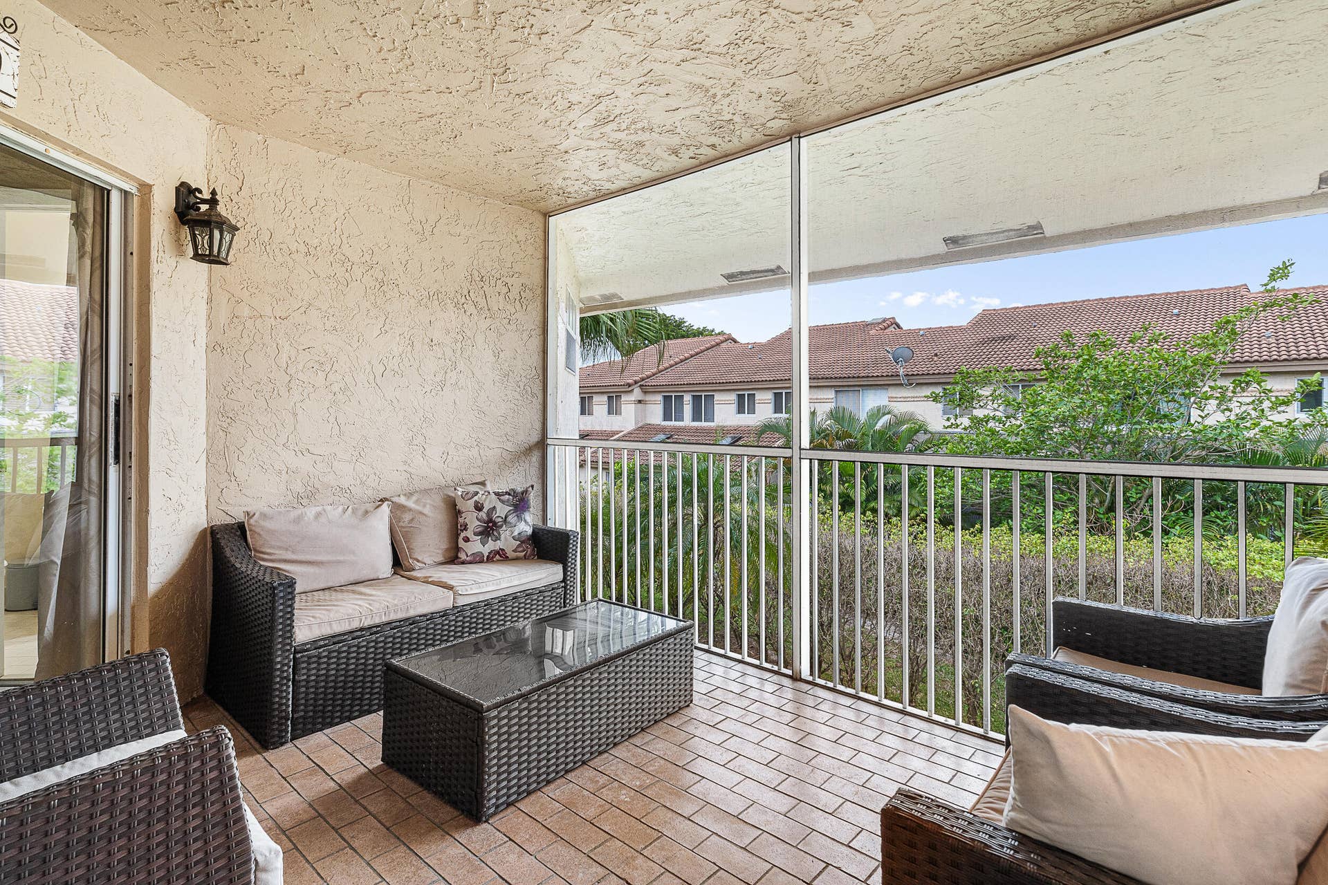 6626 Via Regina, Boca Raton, FL 33433 Balcony