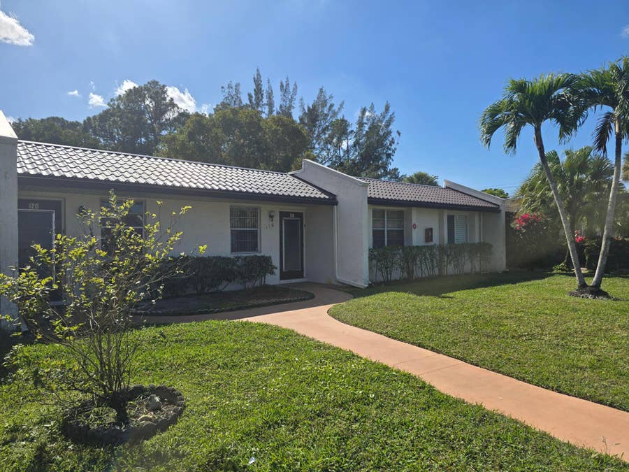 Property photo for 118 Lake Olive Drive, West Palm Beach, FL