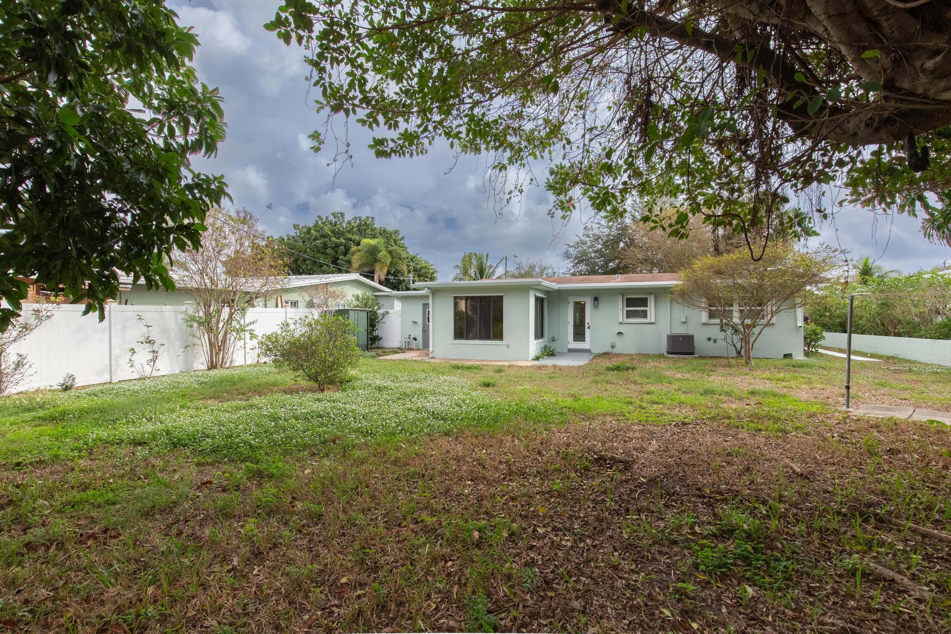 405 NE 24th Avenue, Pompano Beach, FL 33062 405 NE 24th Avenue, Pompano Beach, FL 33062