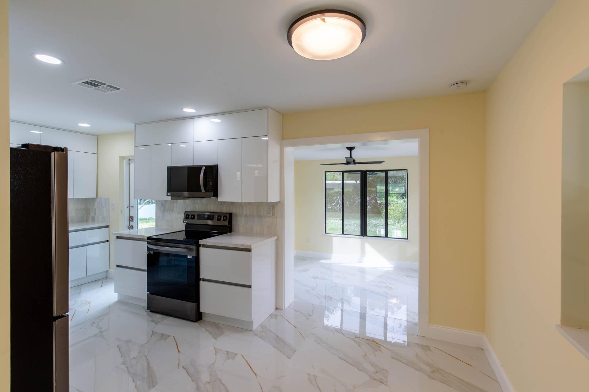 405 NE 24th Avenue, Pompano Beach, FL 33062 405 NE 24th Avenue, Pompano Beach, FL 33062
