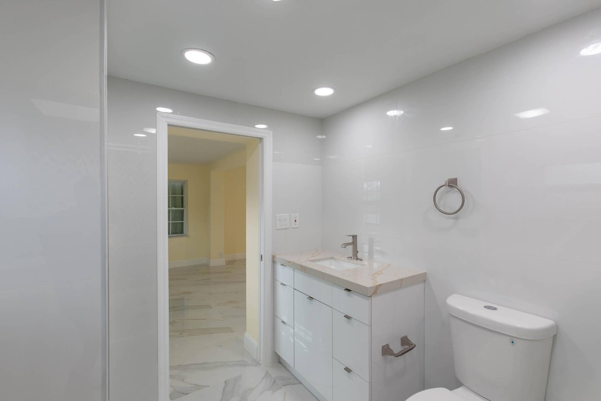 405 NE 24th Avenue, Pompano Beach, FL 33062 405 NE 24th Avenue, Pompano Beach, FL 33062