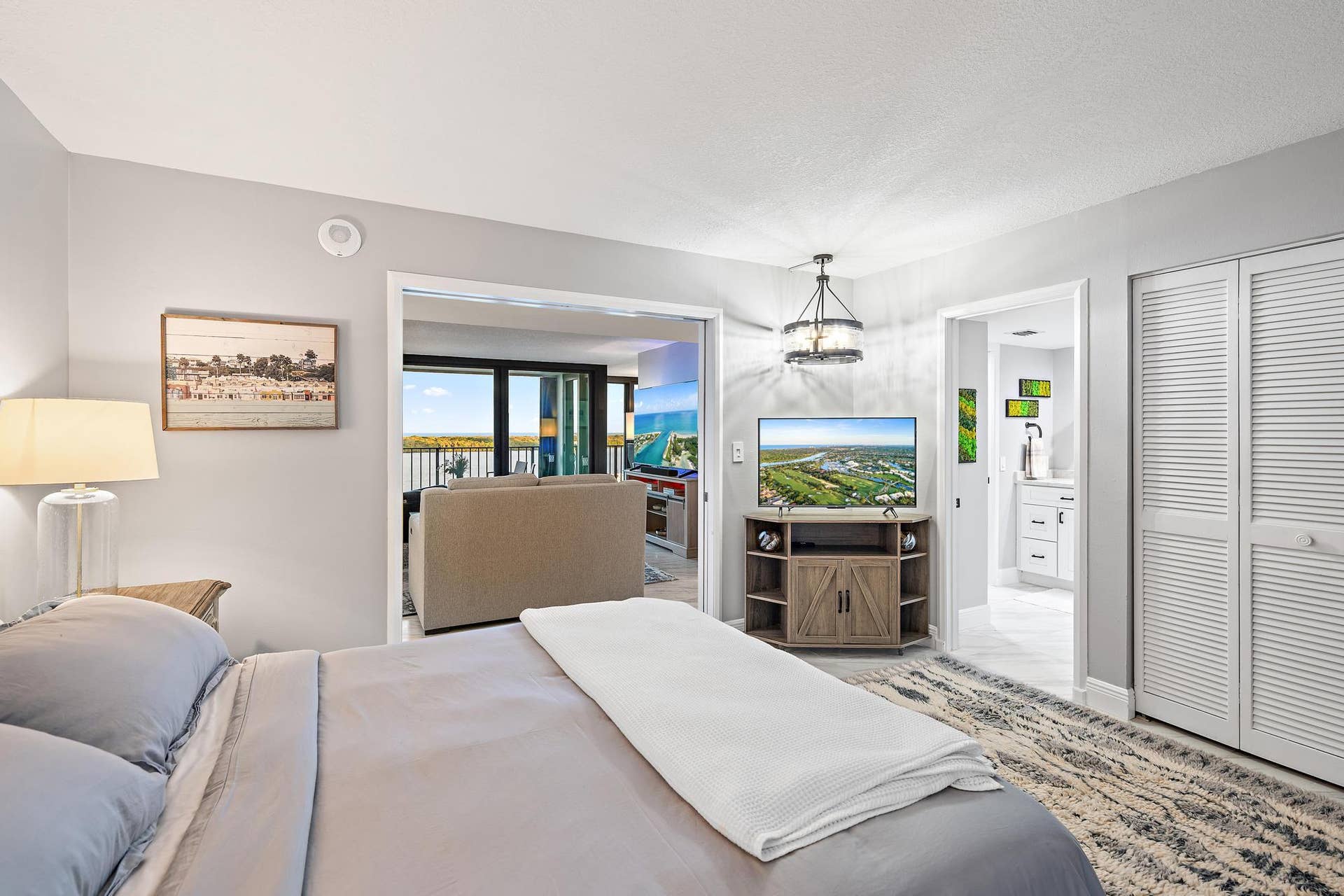 124 Lakeshore Dr unit 929-9