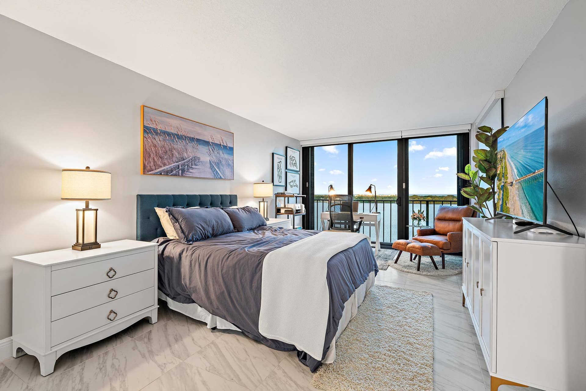 124 Lakeshore Dr unit 929-19