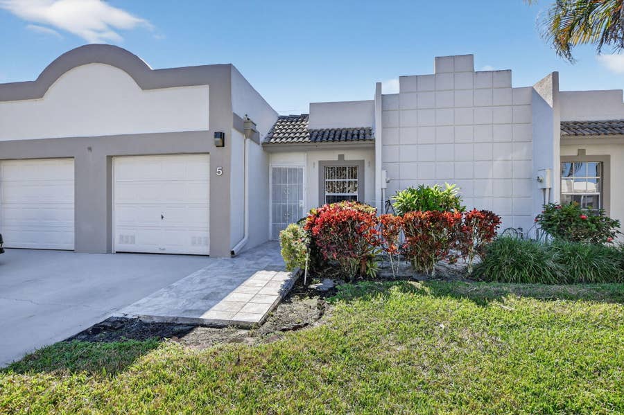 Property photo for 9110 Fairbanks Lane, #5, Boca Raton, FL