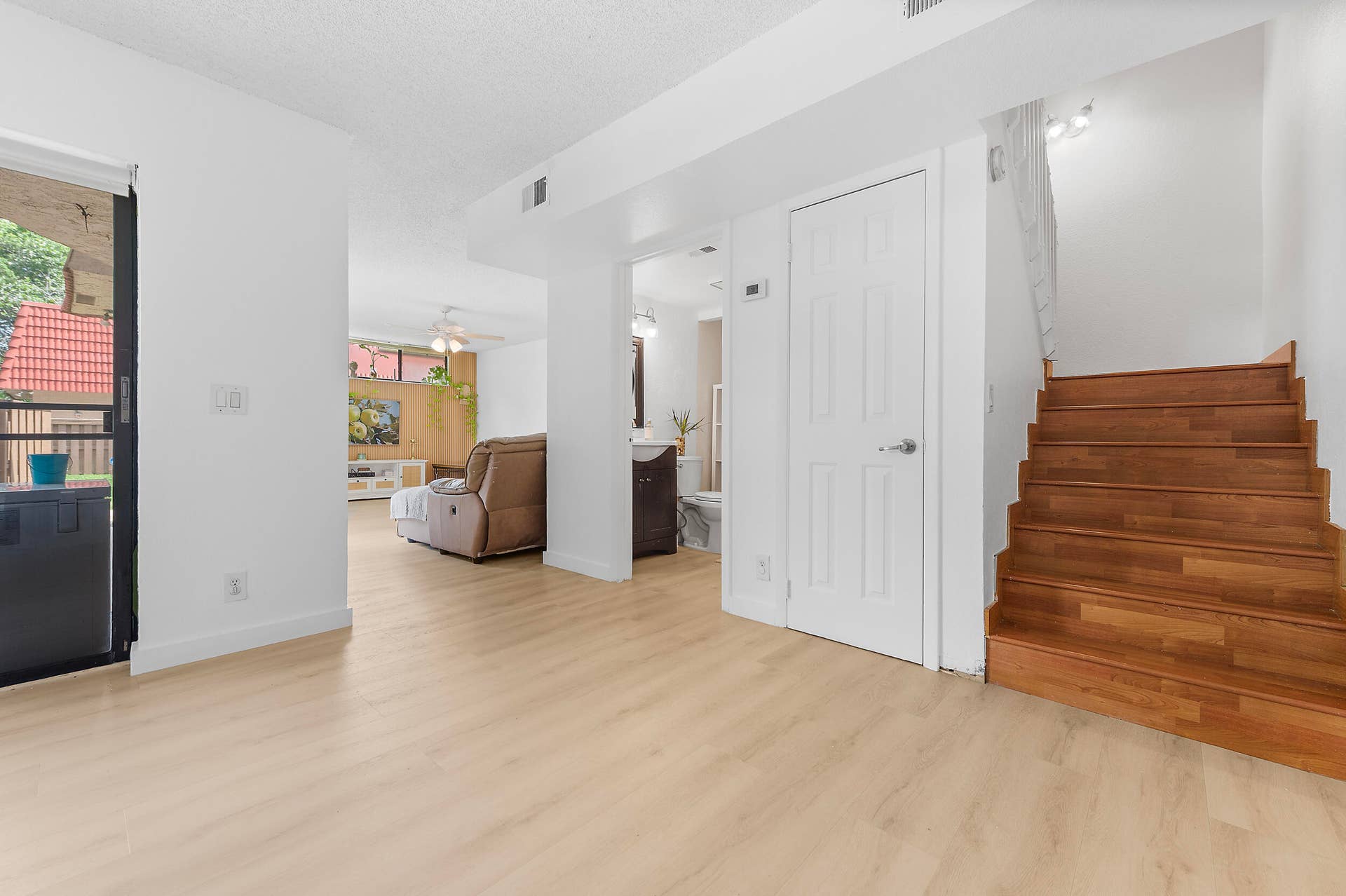 8141 Severn Drive, #B, Boca Raton, FL 33433 8141 Severn Drive, #B, Boca Raton, FL 33433