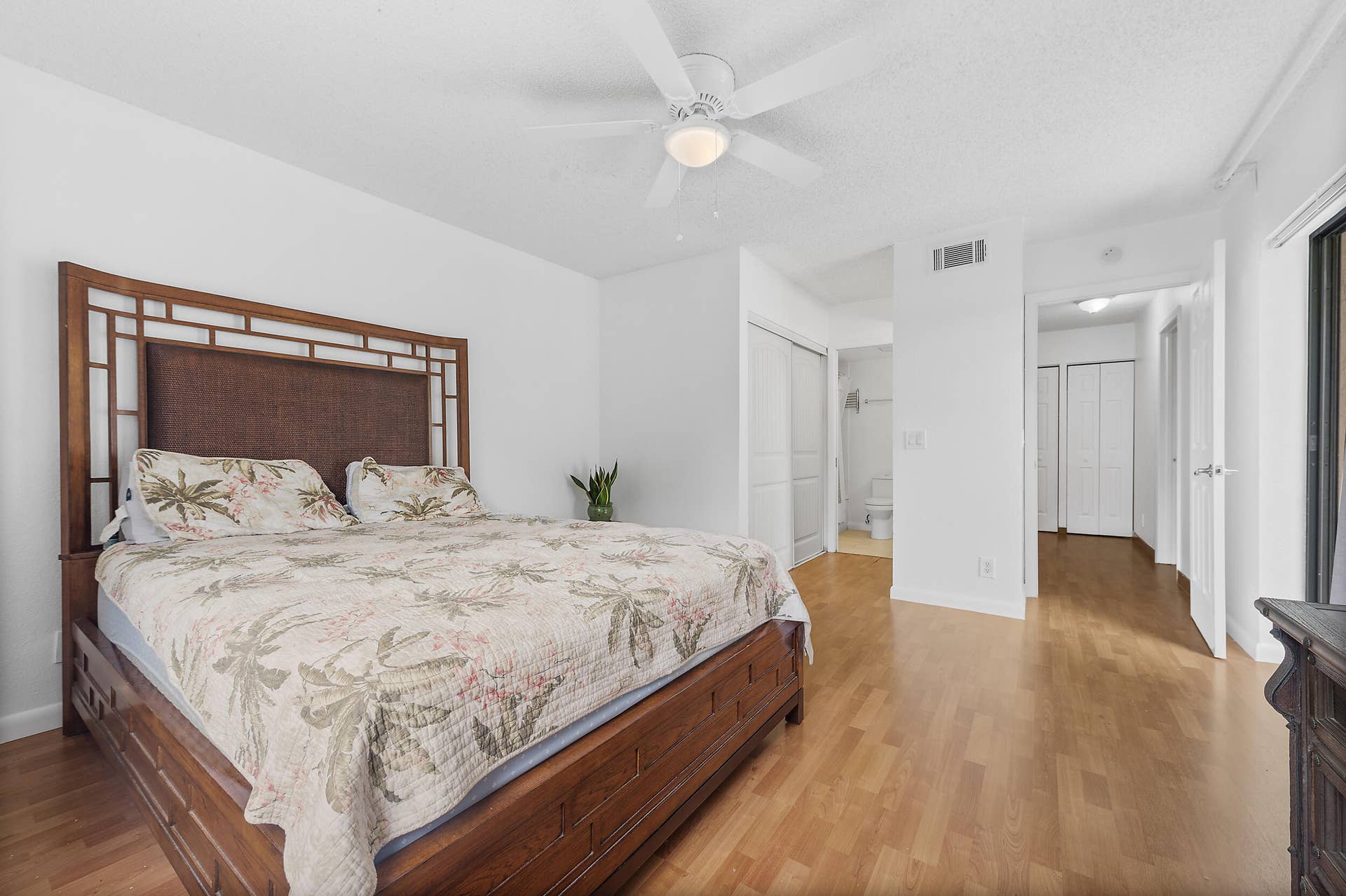 8141 Severn Drive, #B, Boca Raton, FL 33433 8141 Severn Drive, #B, Boca Raton, FL 33433