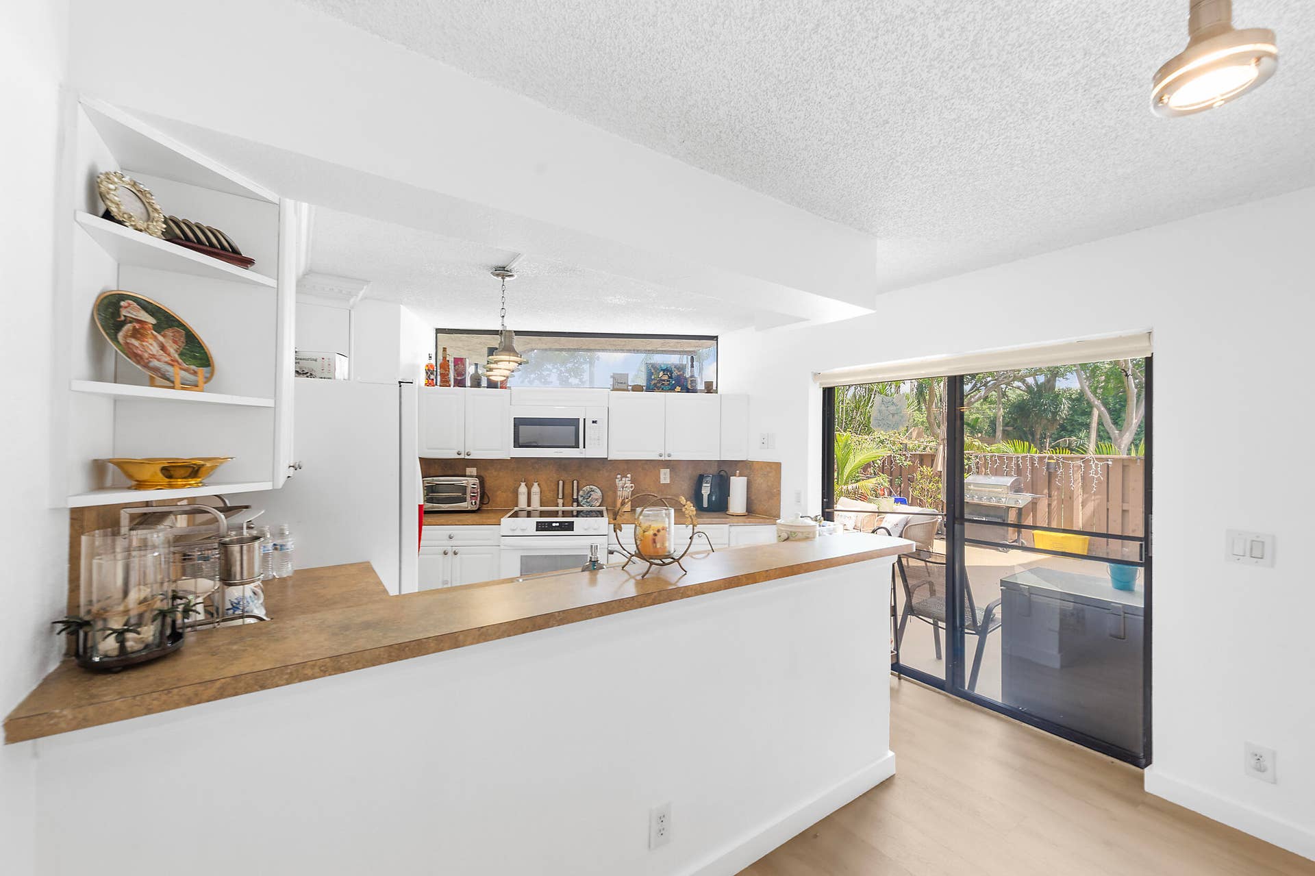 8141 Severn Drive, #B, Boca Raton, FL 33433 8141 Severn Drive, #B, Boca Raton, FL 33433