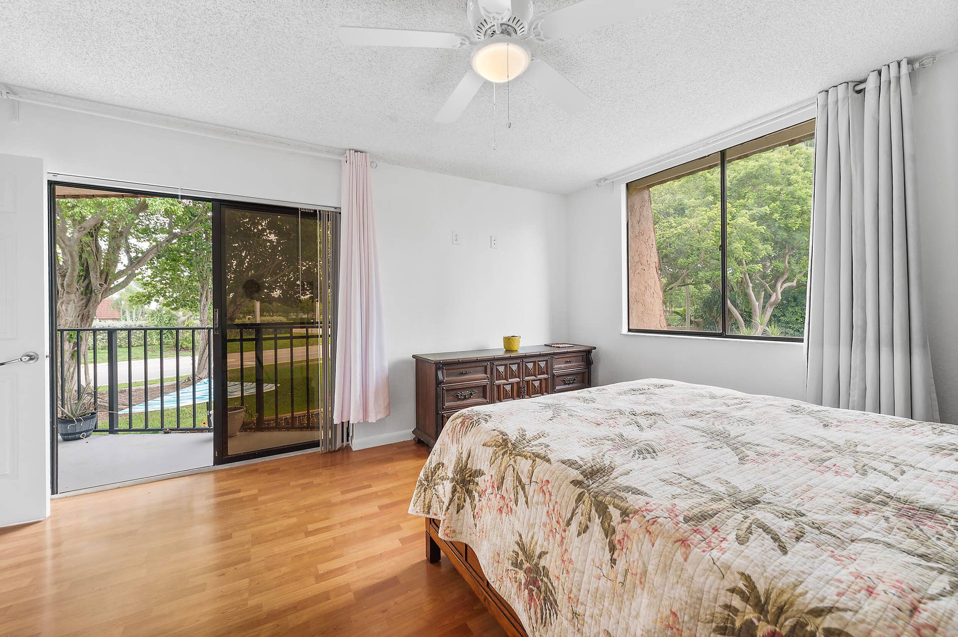8141 Severn Drive, #B, Boca Raton, FL 33433 8141 Severn Drive, #B, Boca Raton, FL 33433