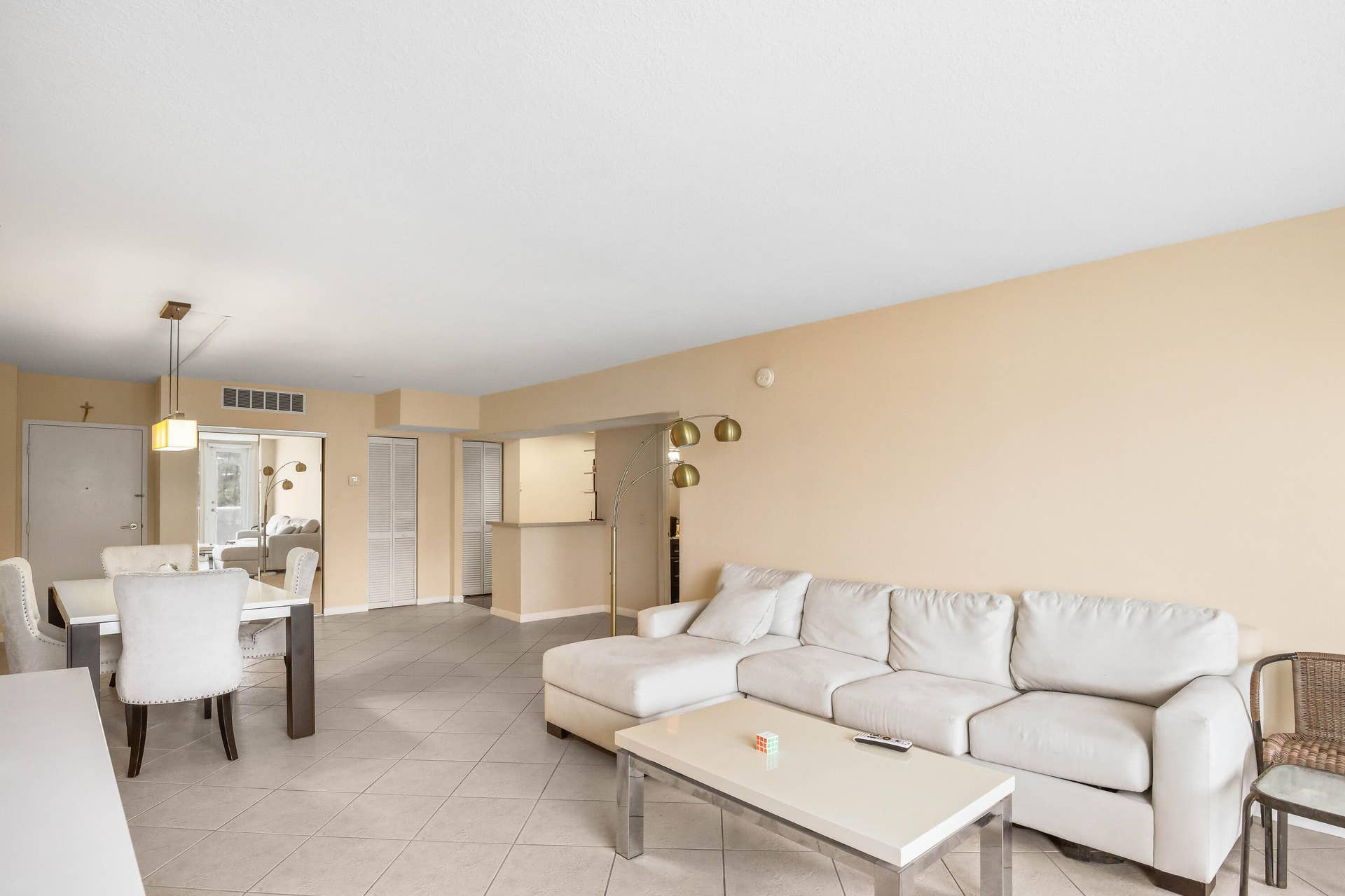 3450 S Ocean Boulevard, #106, Palm Beach, FL 33480 living room