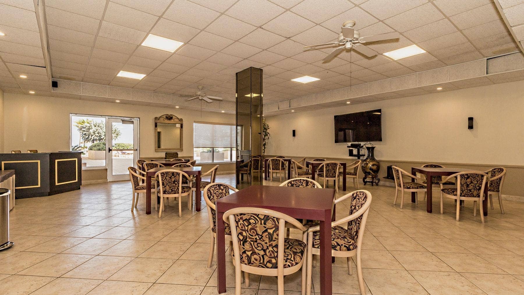 3450 S Ocean Boulevard, #106, Palm Beach, FL 33480 card room