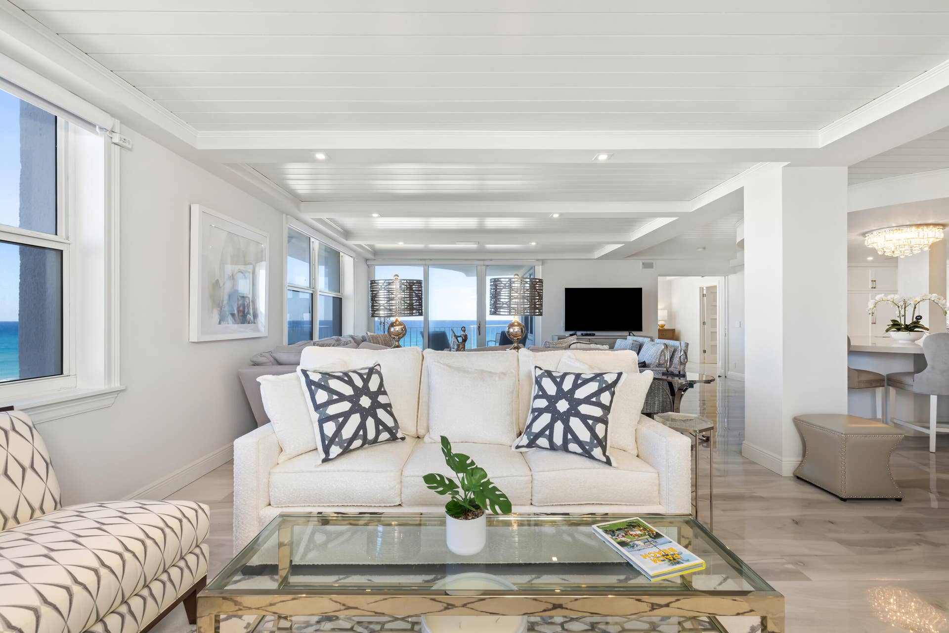 2295 S Ocean Boulevard, #625, Palm Beach, FL 33480 11_et6a2283