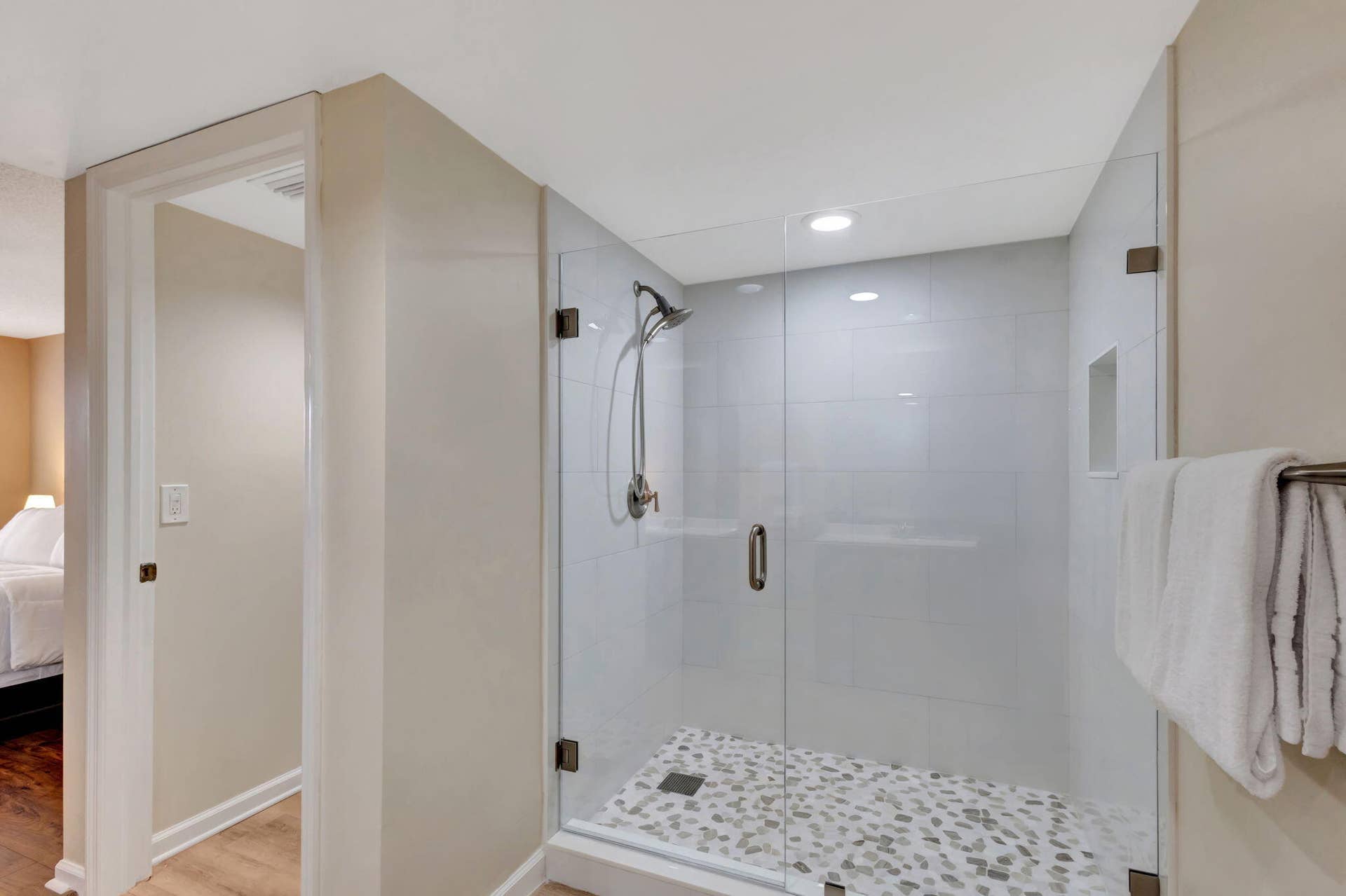 600 Uno Lago Drive, #205, Juno Beach, Juno Beach, FL 33408 Primary Bath