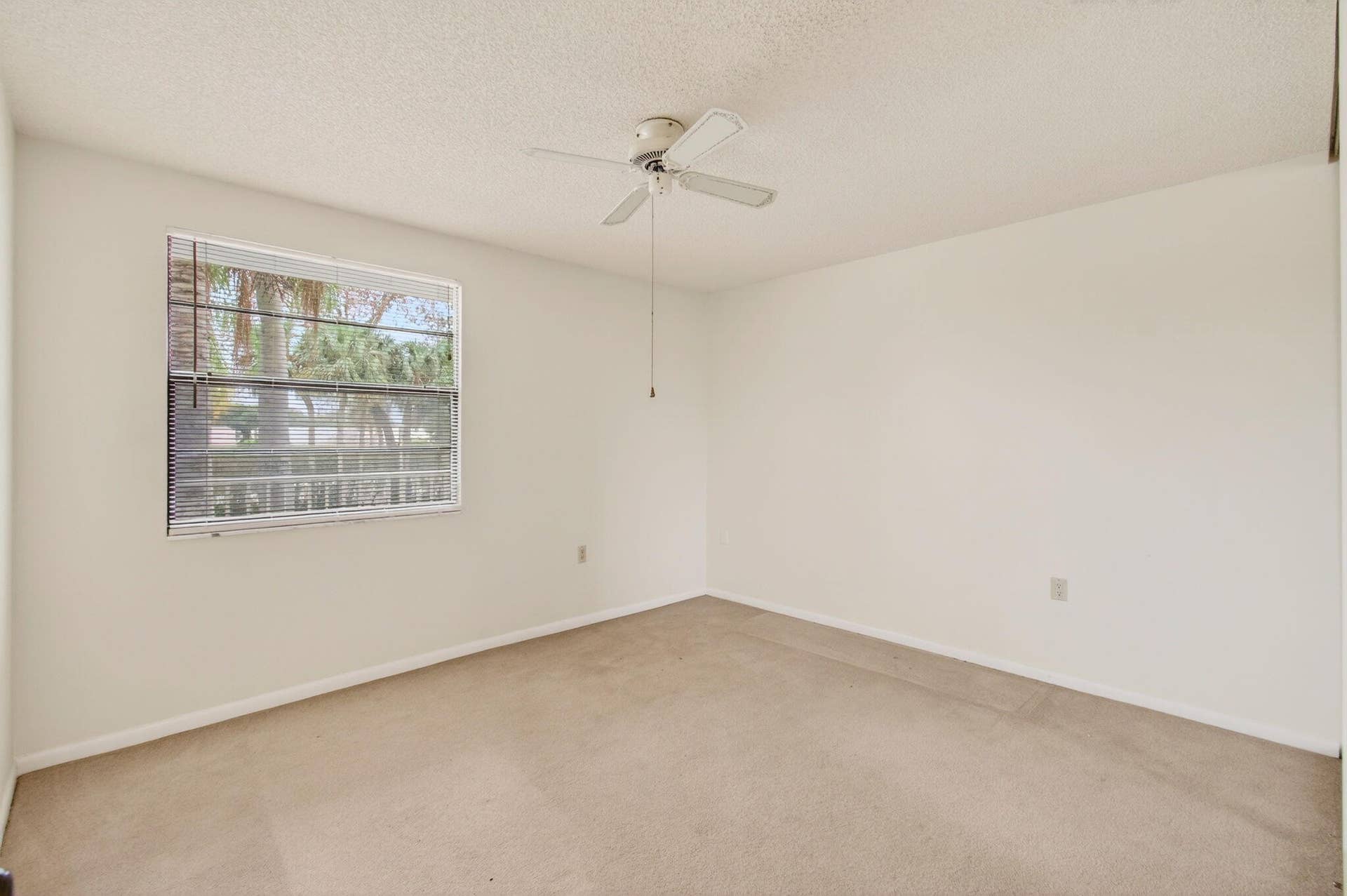 6049 Balboa Circle, #205, Boca Raton, FL 33433 6049 Balboa Circle, #205, Boca Raton, FL 33433
