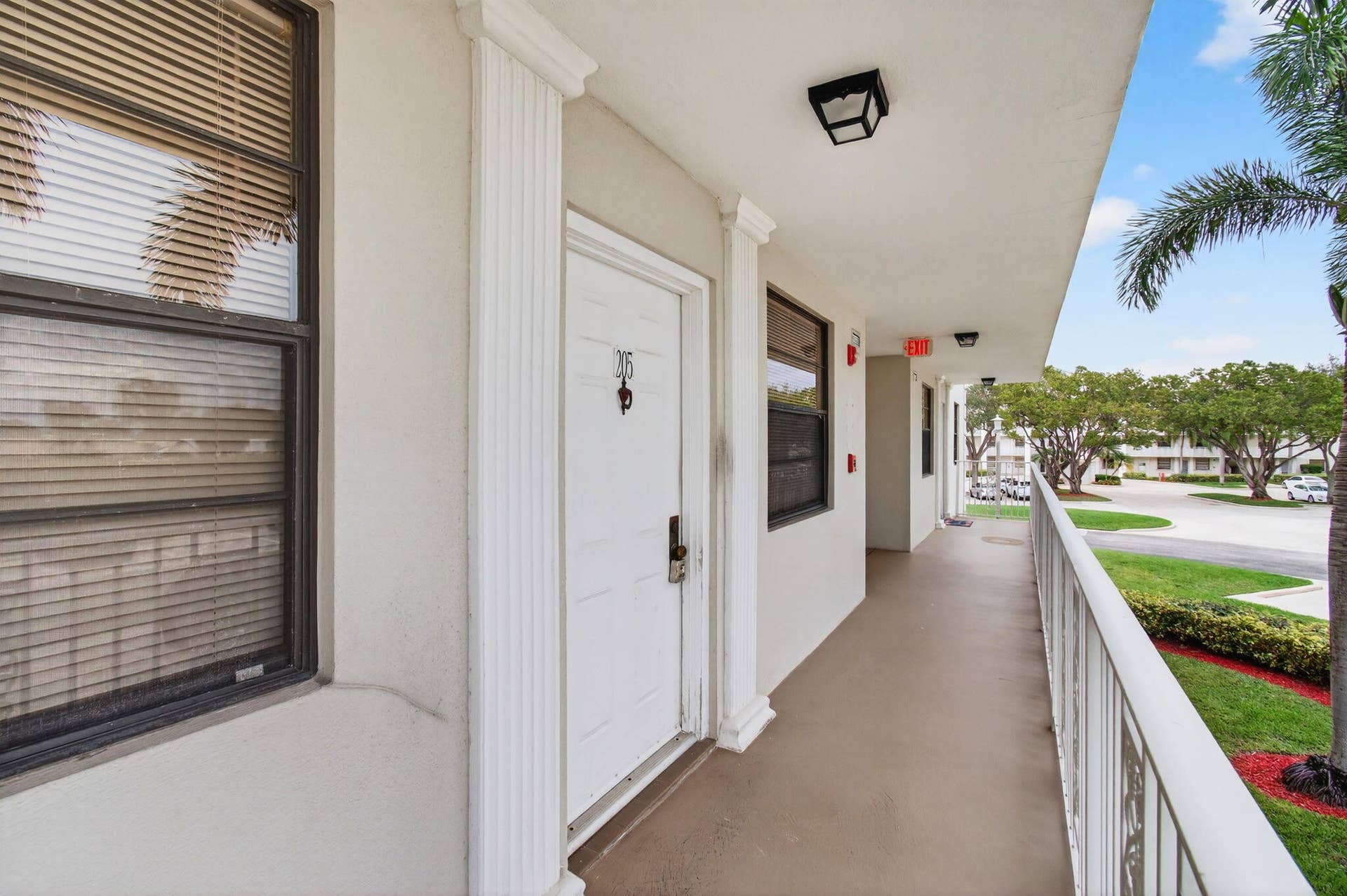 6049 Balboa Circle, #205, Boca Raton, FL 33433 6049 Balboa Circle, #205, Boca Raton, FL 33433