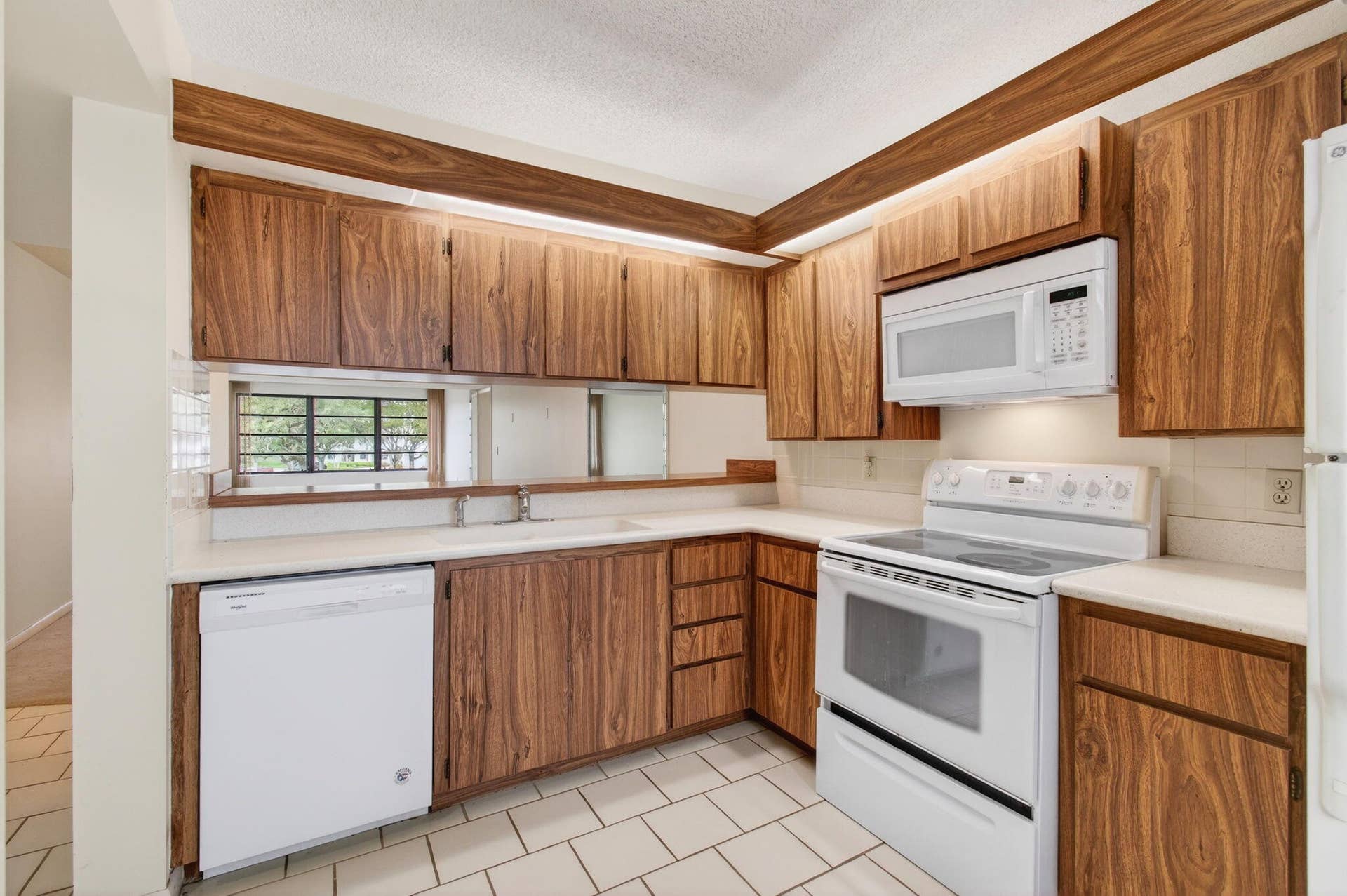 6049 Balboa Circle, #205, Boca Raton, FL 33433 6049 Balboa Circle, #205, Boca Raton, FL 33433