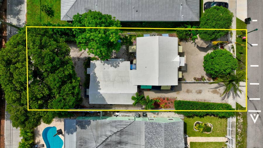Property photo for 629 SE 4th Avenue, Delray Beach, FL