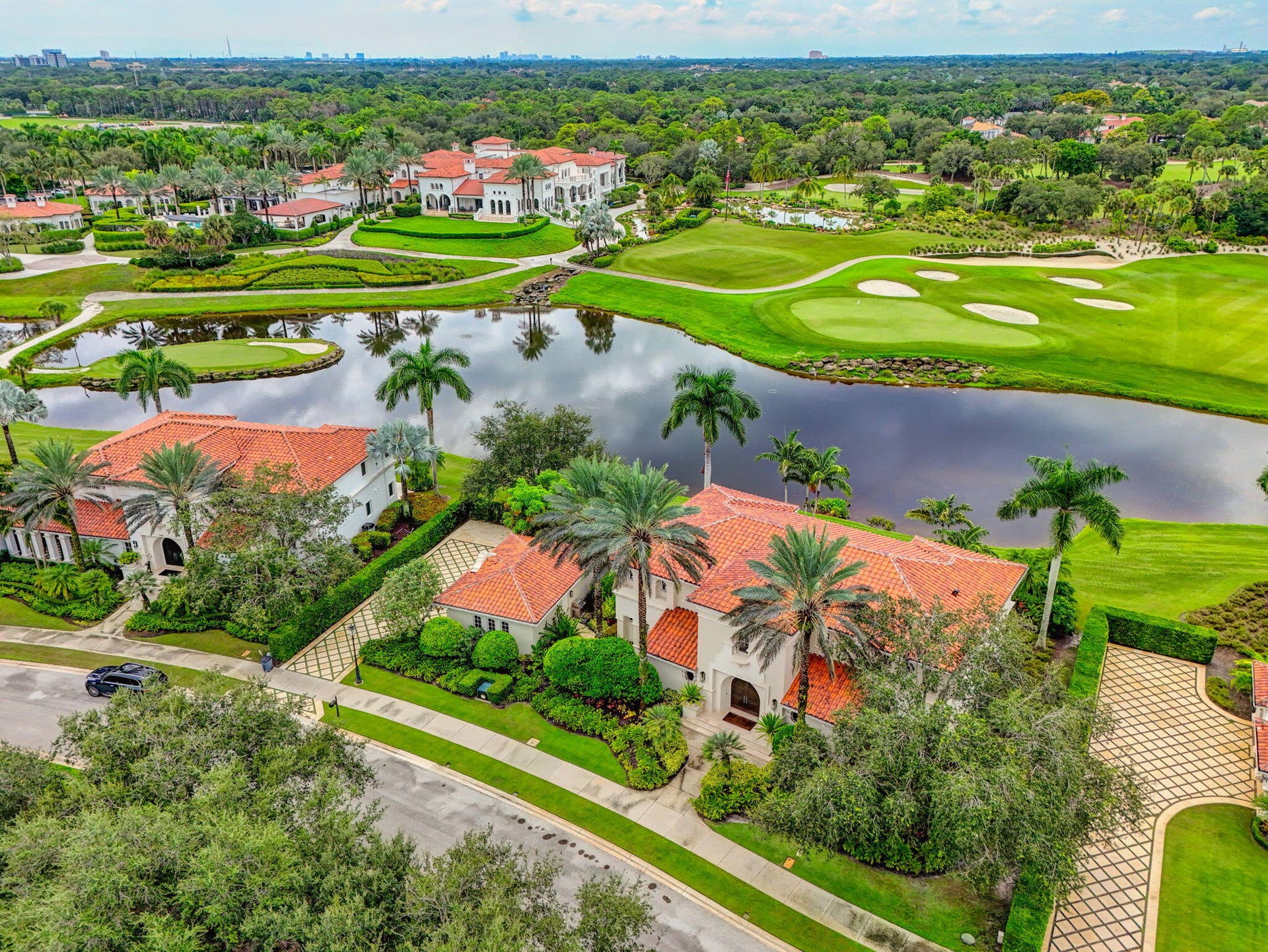 11912 Palma Drive, Palm Beach Gardens, FL 33418 104-web-or-mls-DJI_20250909114117_0136_D