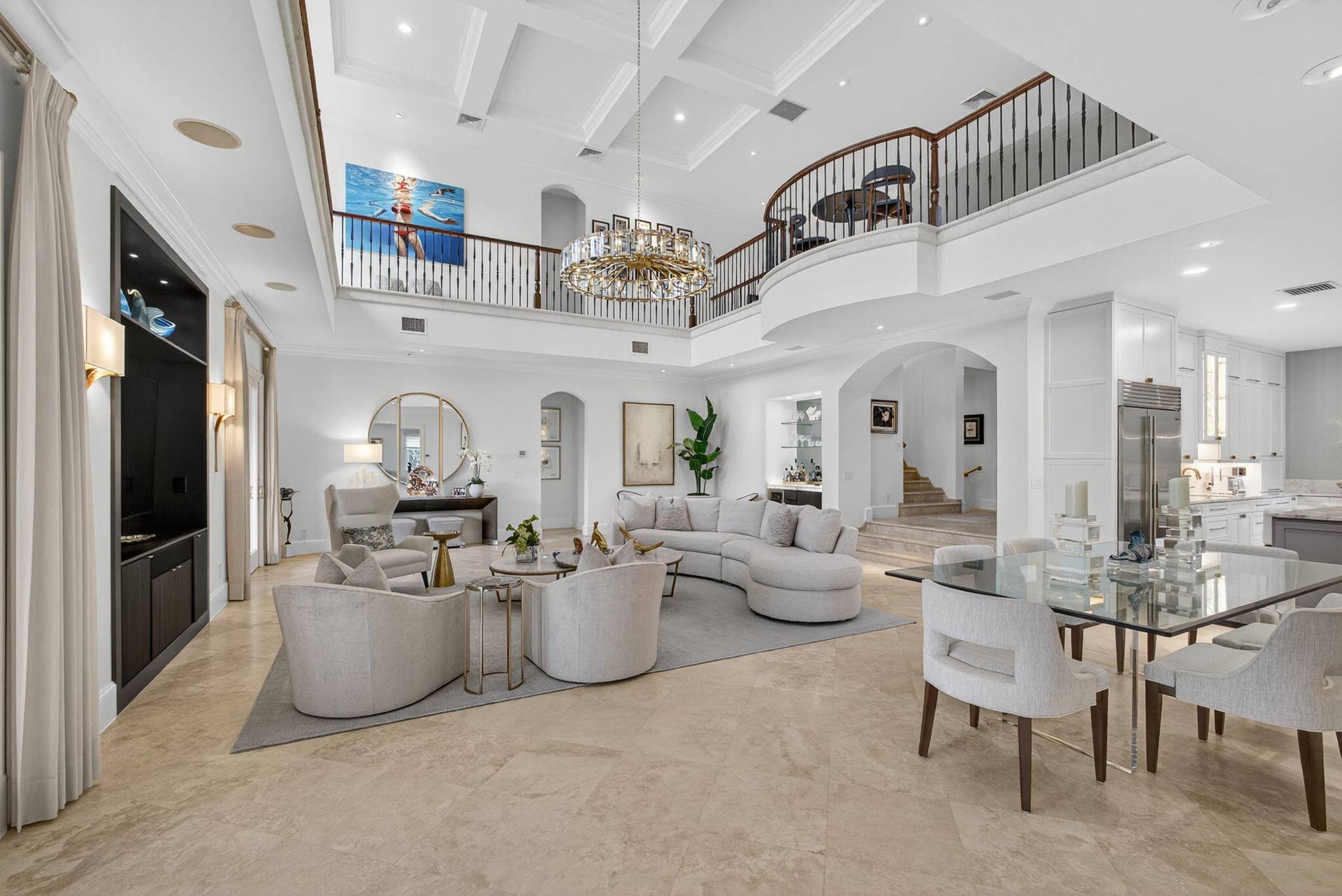11912 Palma Drive, Palm Beach Gardens, FL 33418 Family Room with Soaring Ceilings
