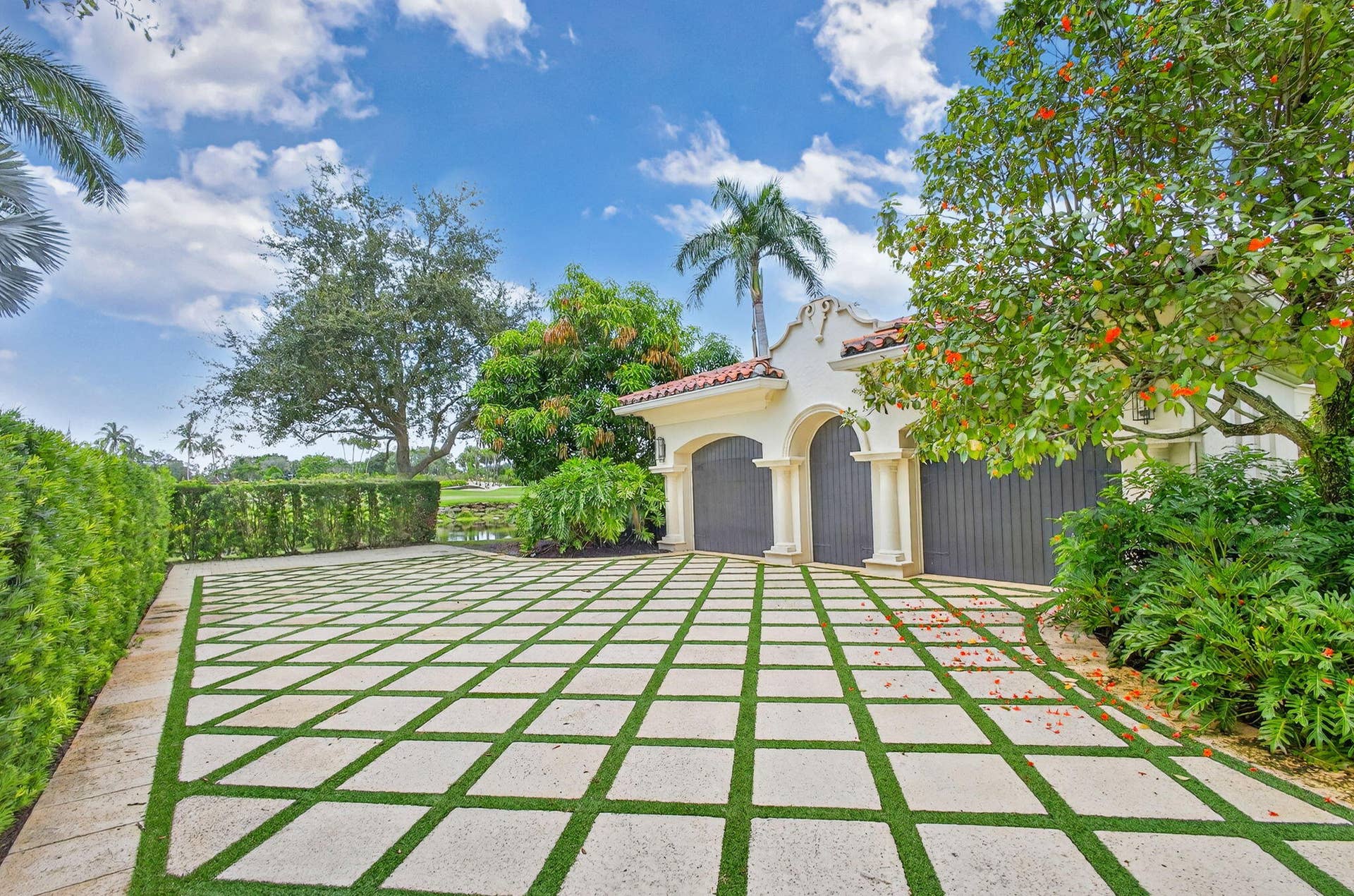 11912 Palma Drive, Palm Beach Gardens, FL 33418 2.5 Garage