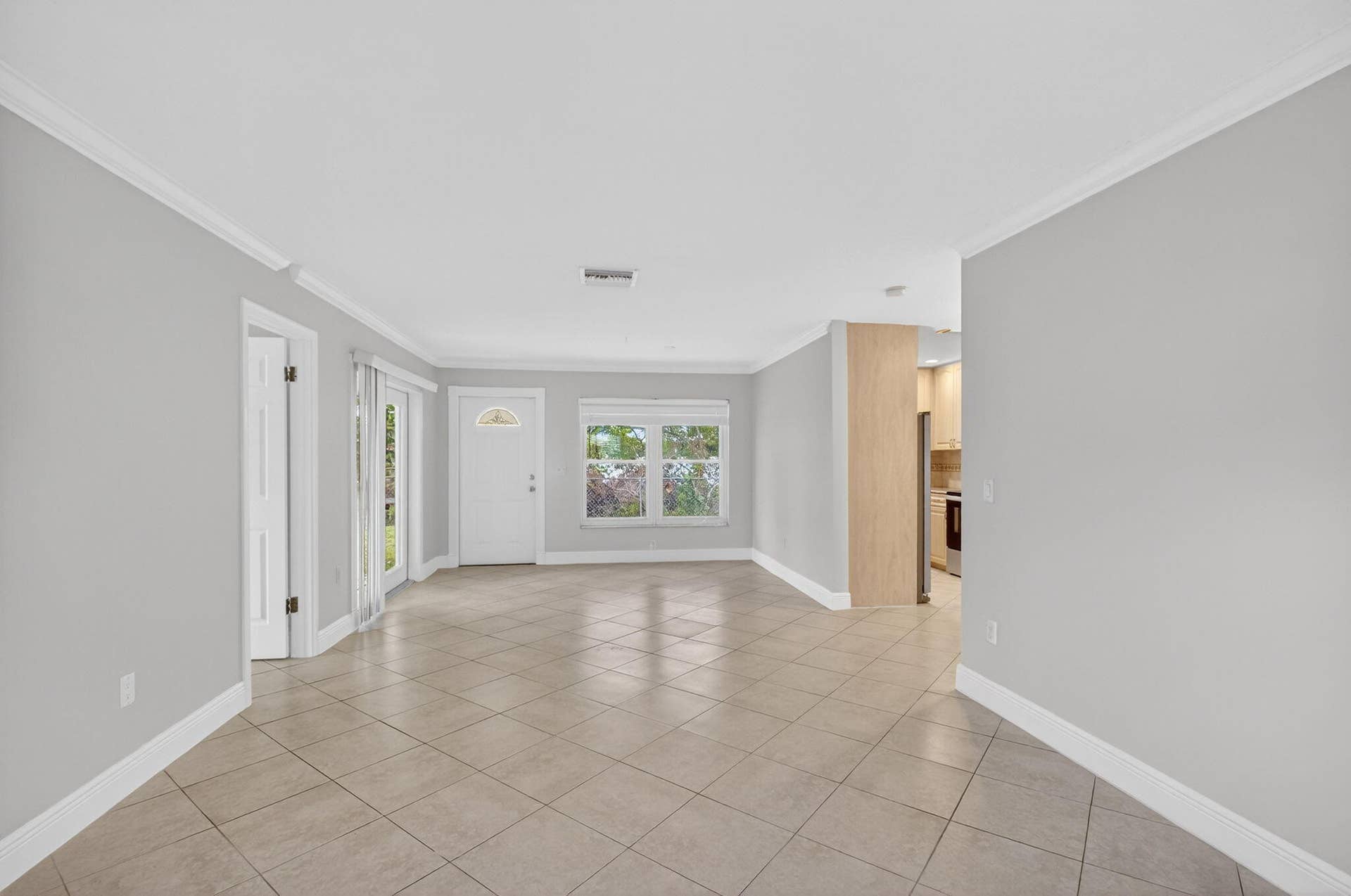 9197 SW 3rd Street, Boca Raton, FL 33428 Dining Room