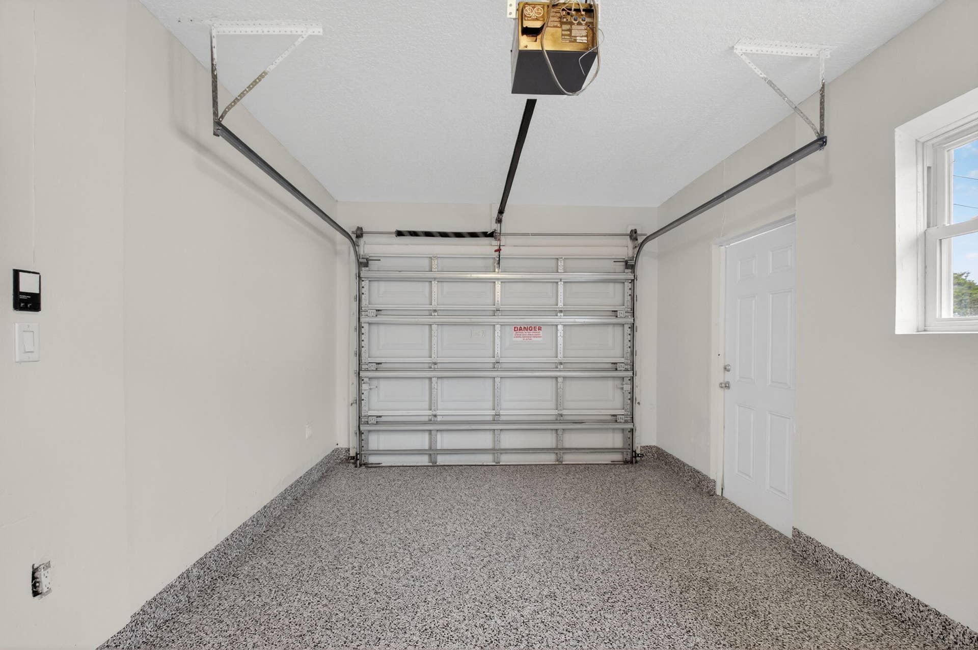9197 SW 3rd Street, Boca Raton, FL 33428 Garage