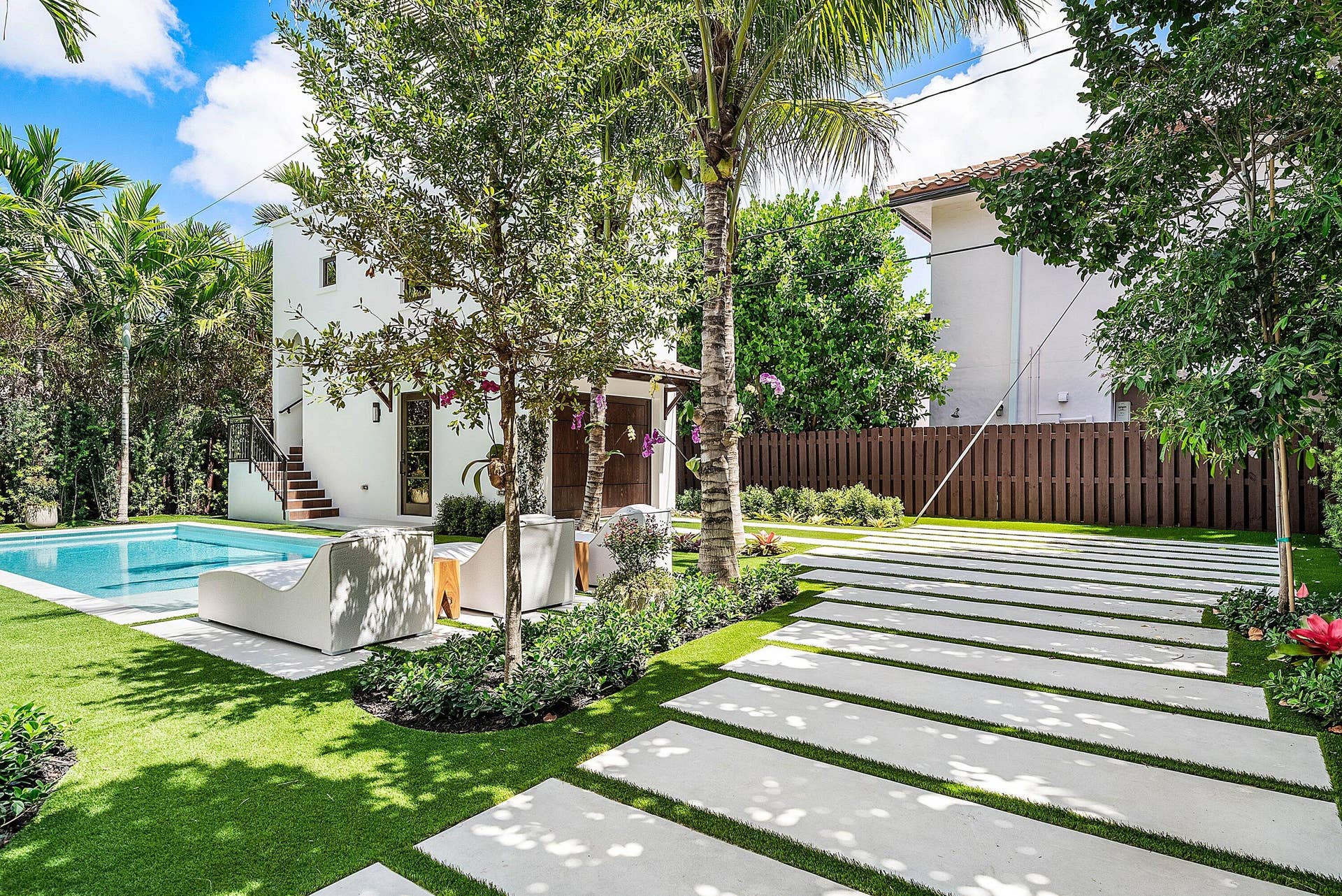 056-230PershingWay-WestPalmBeach-FL-3340