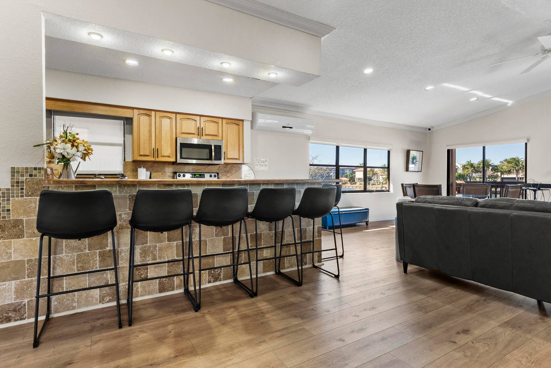 1167 Hillsboro Mile, #709, Hillsboro Beach, FL 33062