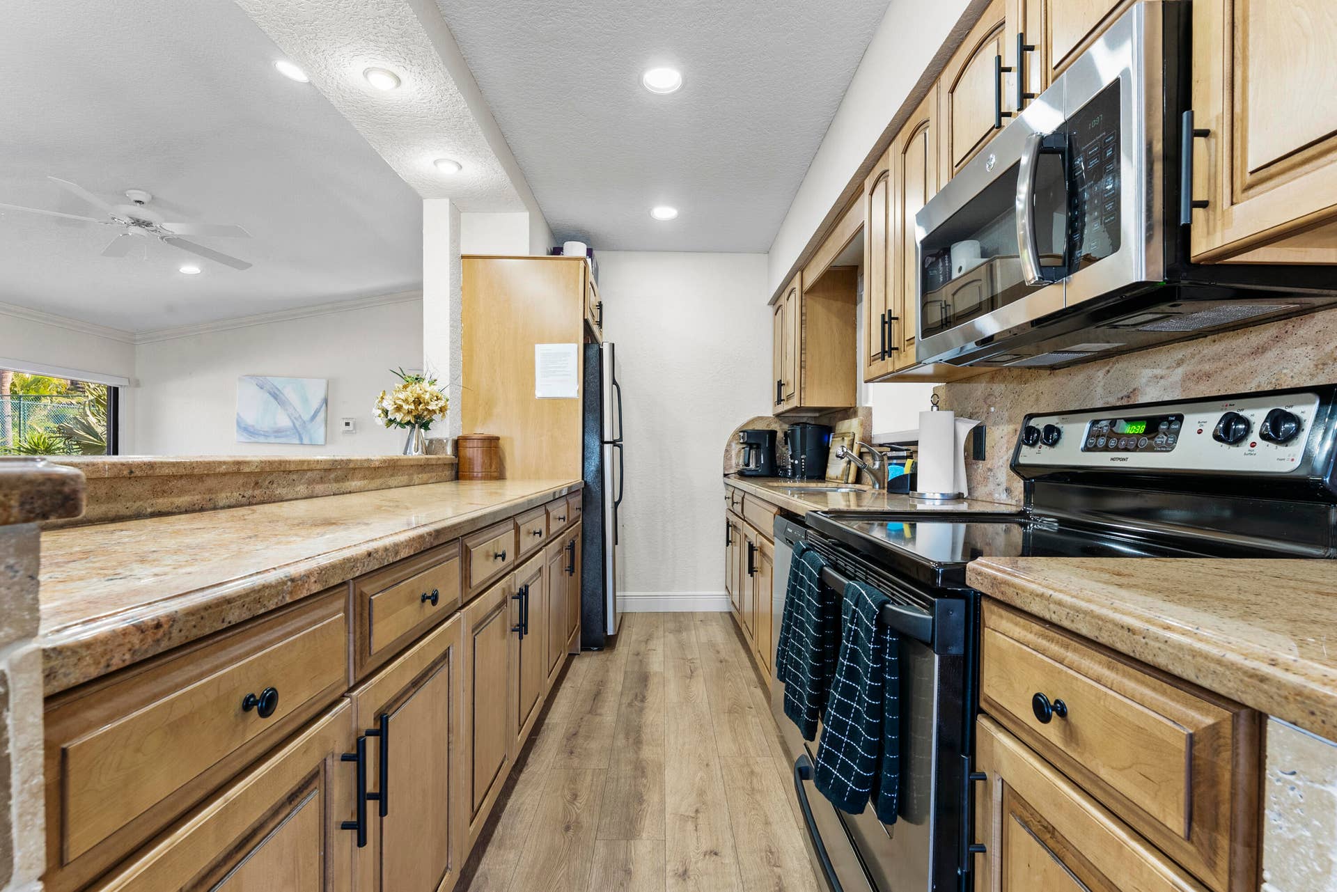 1167 Hillsboro Mile, #709, Hillsboro Beach, FL 33062