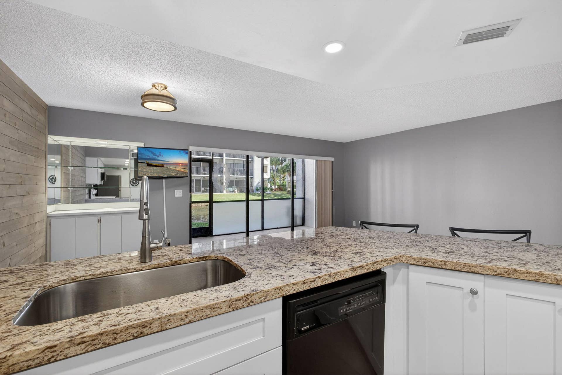 1605 S Us Highway 1, #D105, Jupiter, FL 33477 1605 S Us Highway 1, #D105, Jupiter, FL 33477