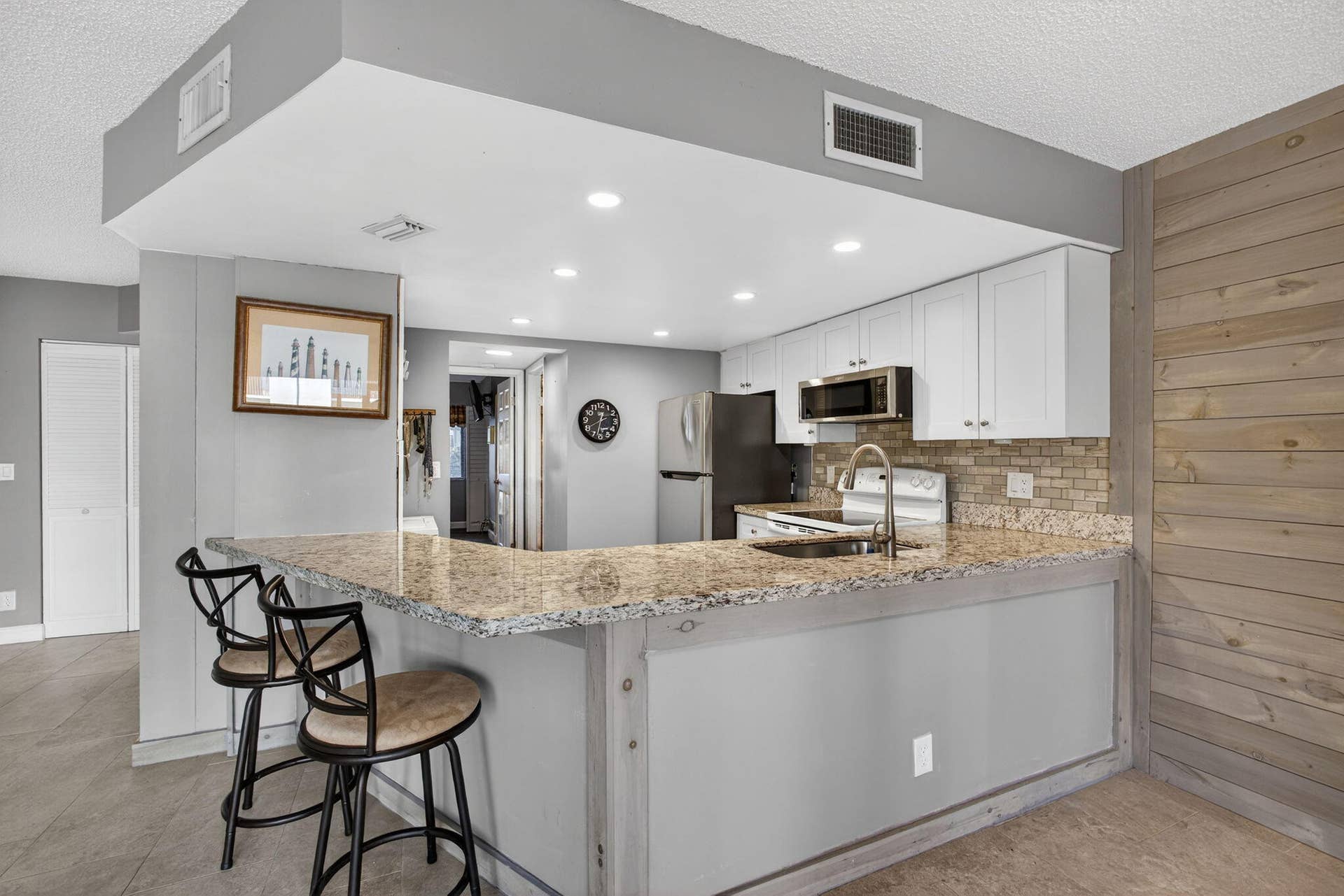1605 S Us Highway 1, #D105, Jupiter, FL 33477 1605 S Us Highway 1, #D105, Jupiter, FL 33477