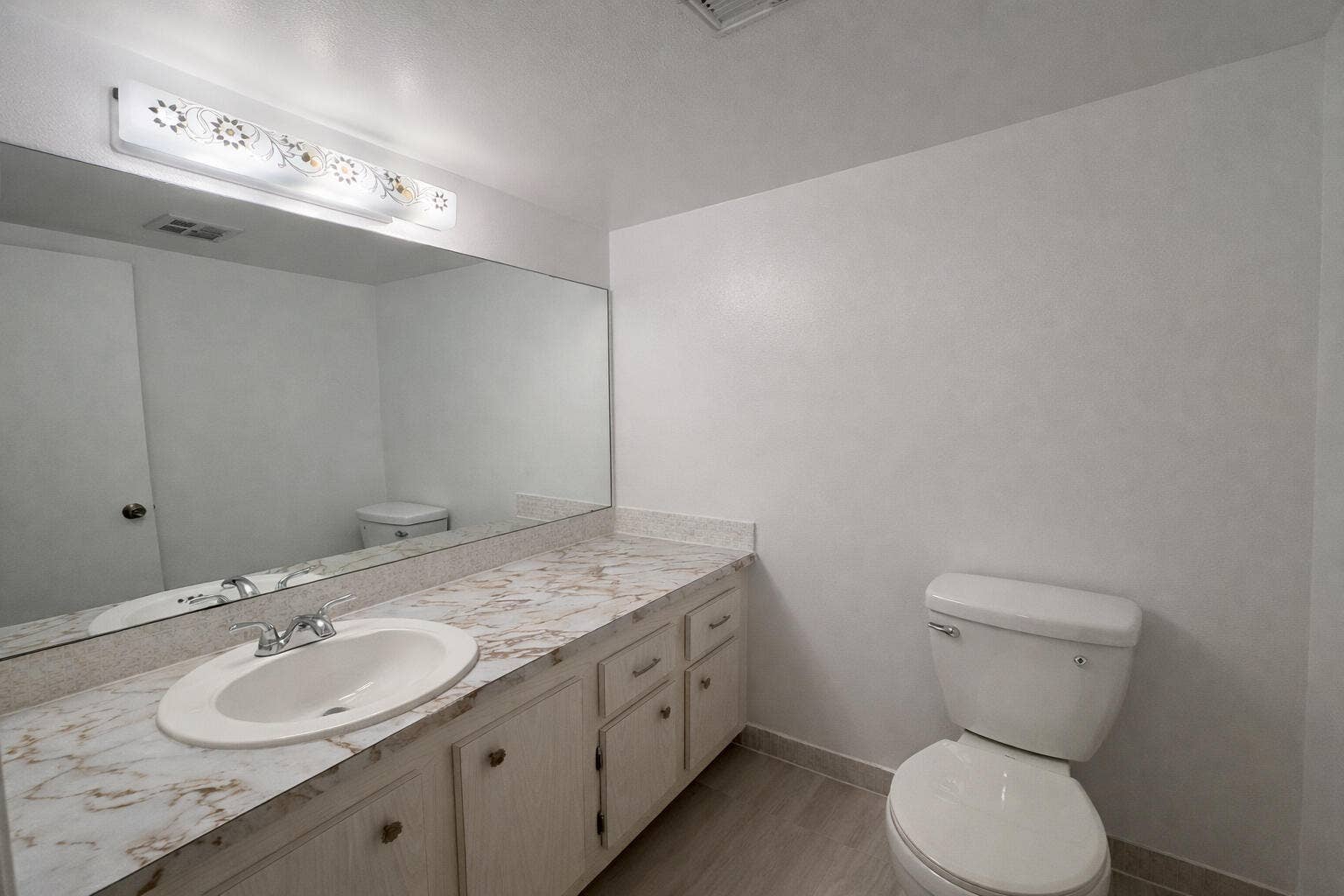 22615 SW 66th Avenue, #415, Boca Raton, Boca Raton, FL 33428 1/2 Bathroom