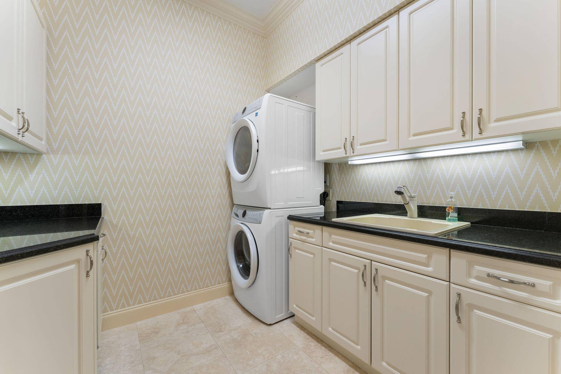 1155 Lake House Drive, North Palm Beach, FL 33408 1155lakehouse-18