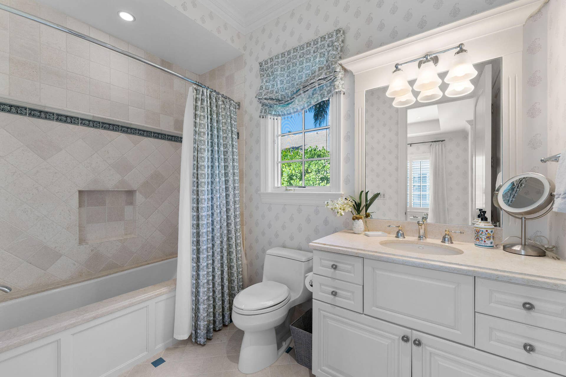 1155 Lake House Drive, North Palm Beach, FL 33408 1155lakehouse-33