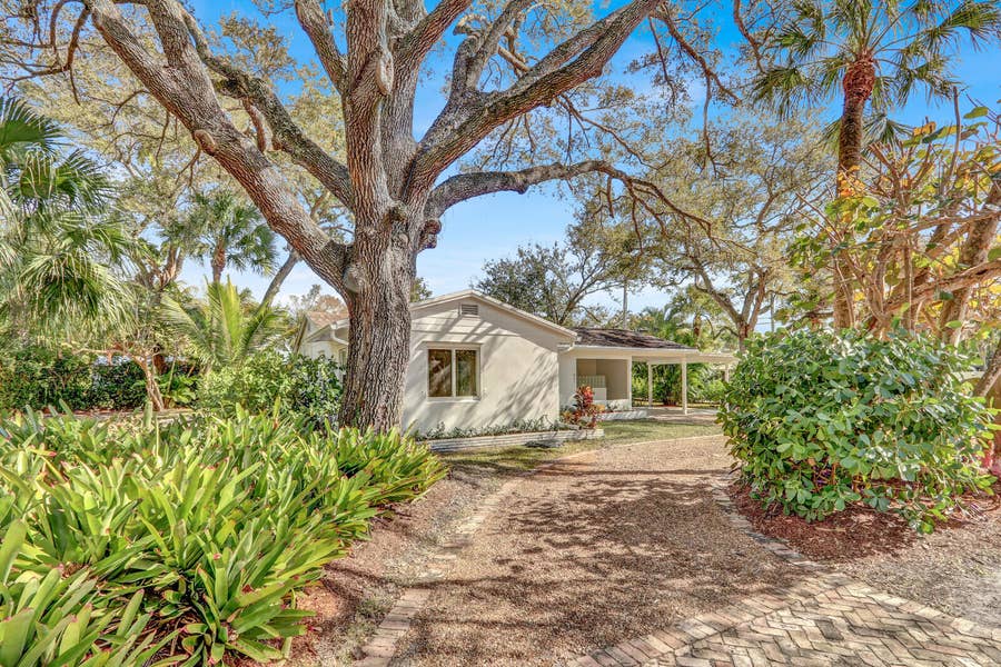 Property photo for 601 Paulina Road, Jupiter, FL