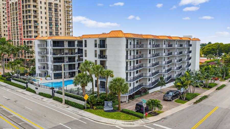 Property photo for 2029 N Ocean Boulevard, #509, Fort Lauderdale, FL