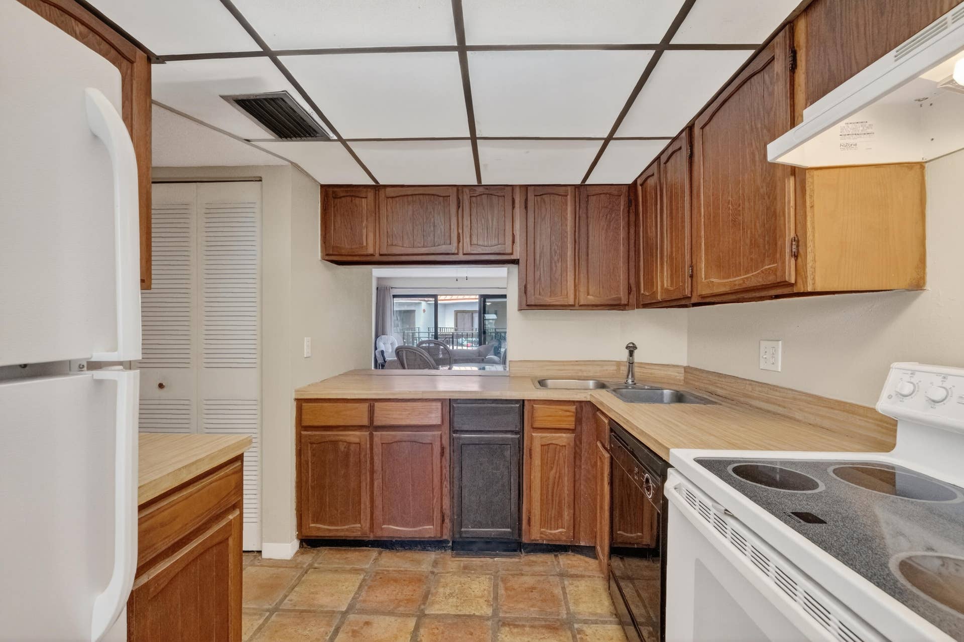 Pass-through to dining room
