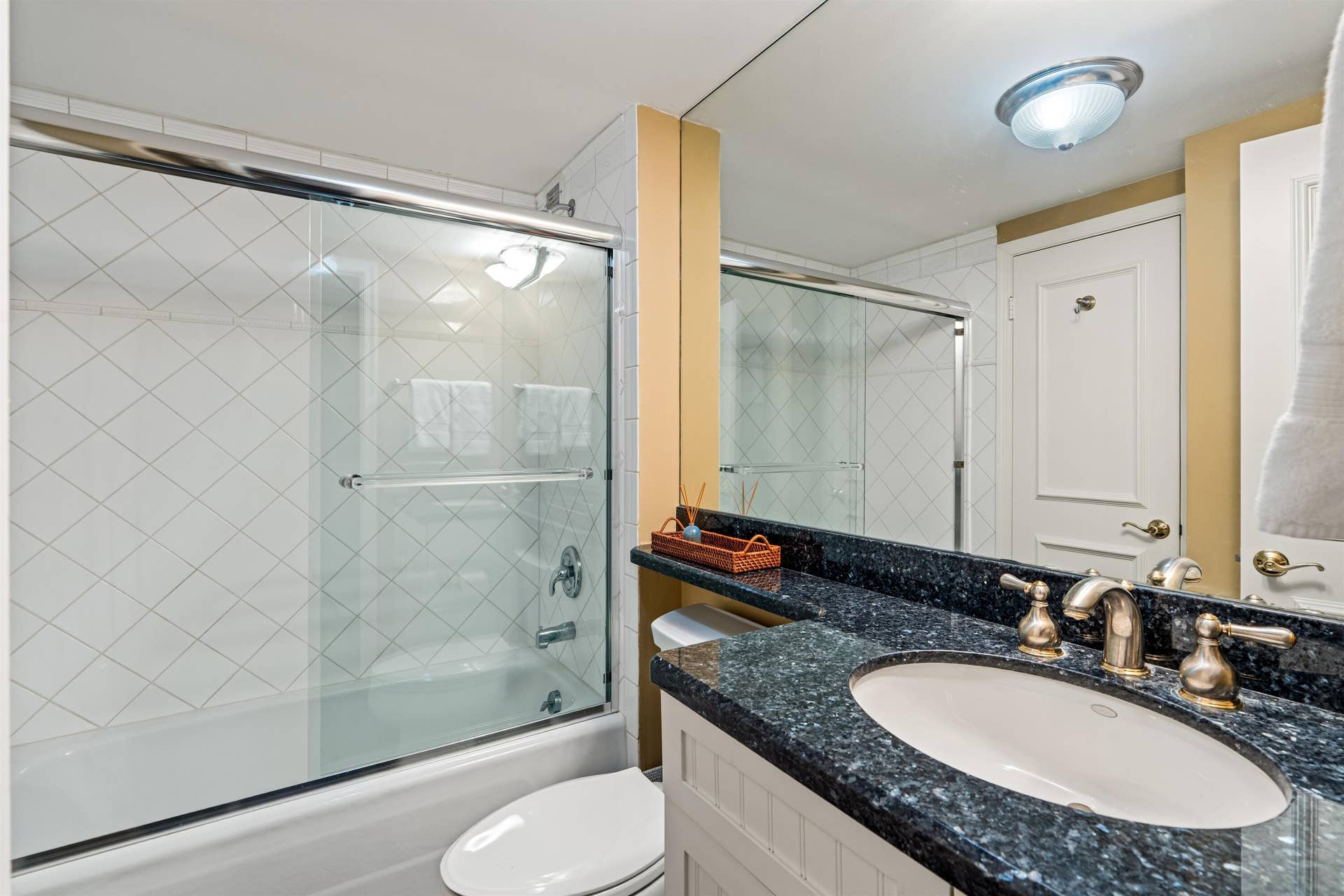 BATHROOM_2_DT
