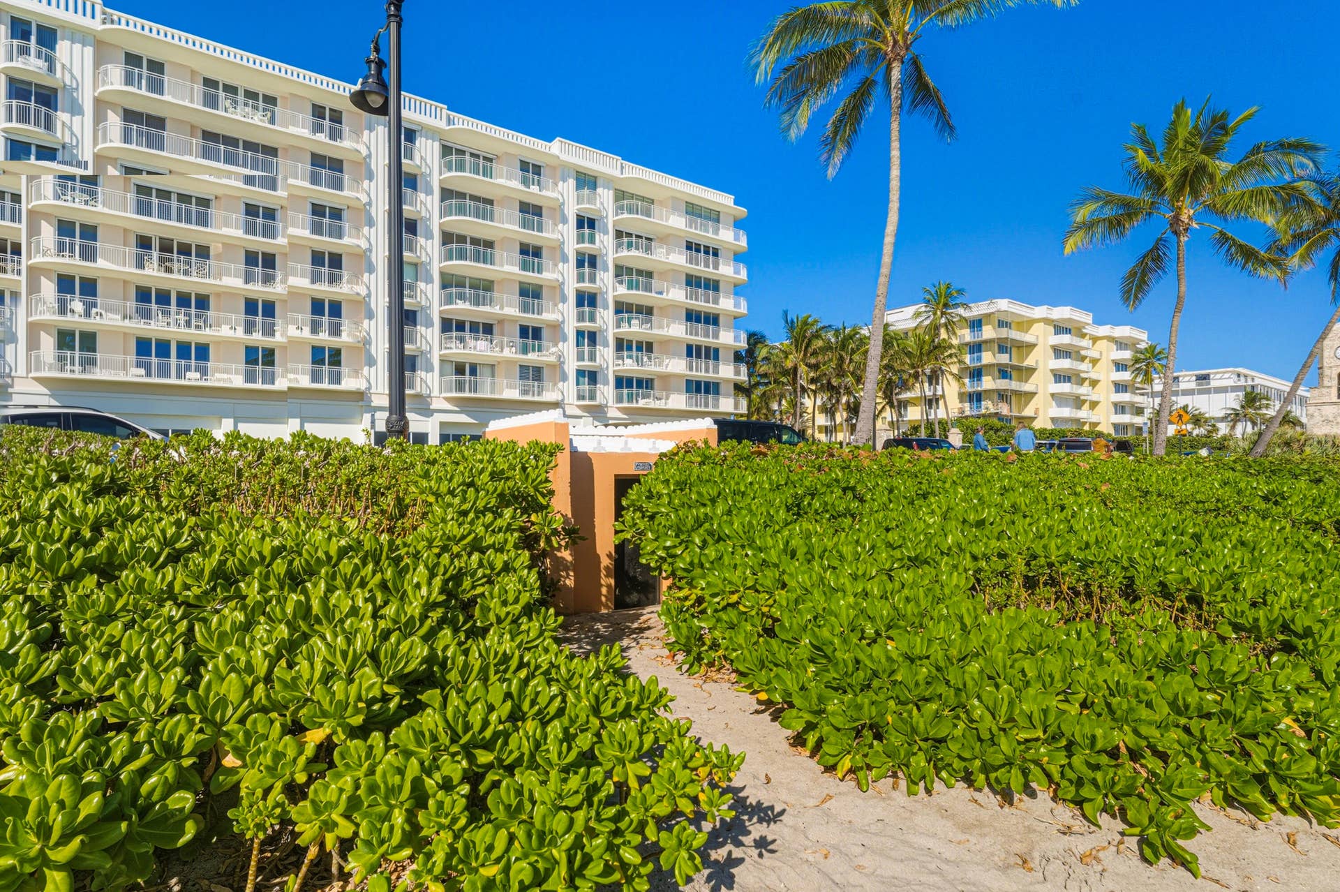 100 Worth Avenue, #310, Palm Beach, FL 33480 100 Worth Avenue, #310, Palm Beach, FL 33480
