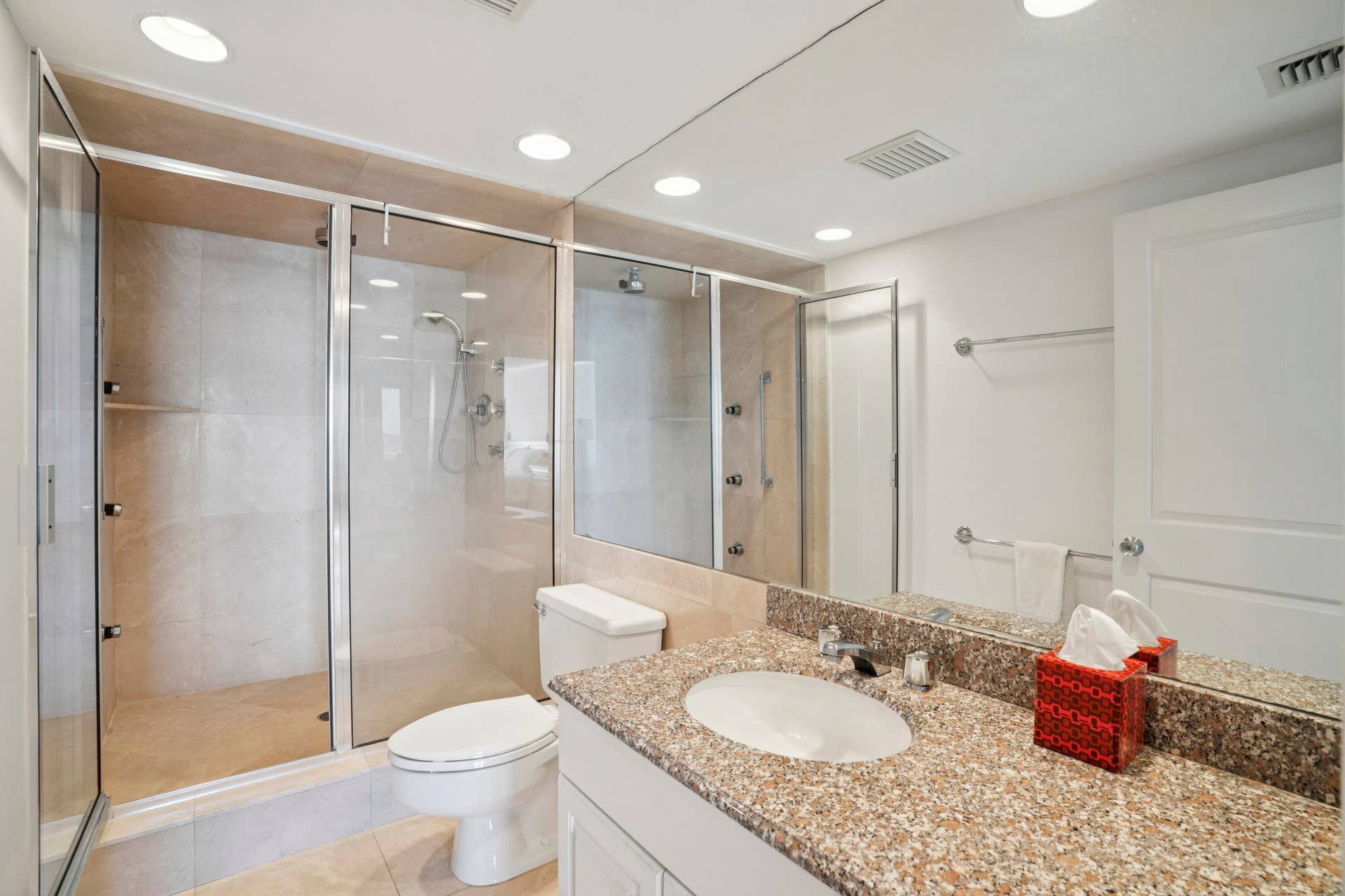100 Worth Avenue, #310, Palm Beach, FL 33480 100 Worth Avenue, #310, Palm Beach, FL 33480