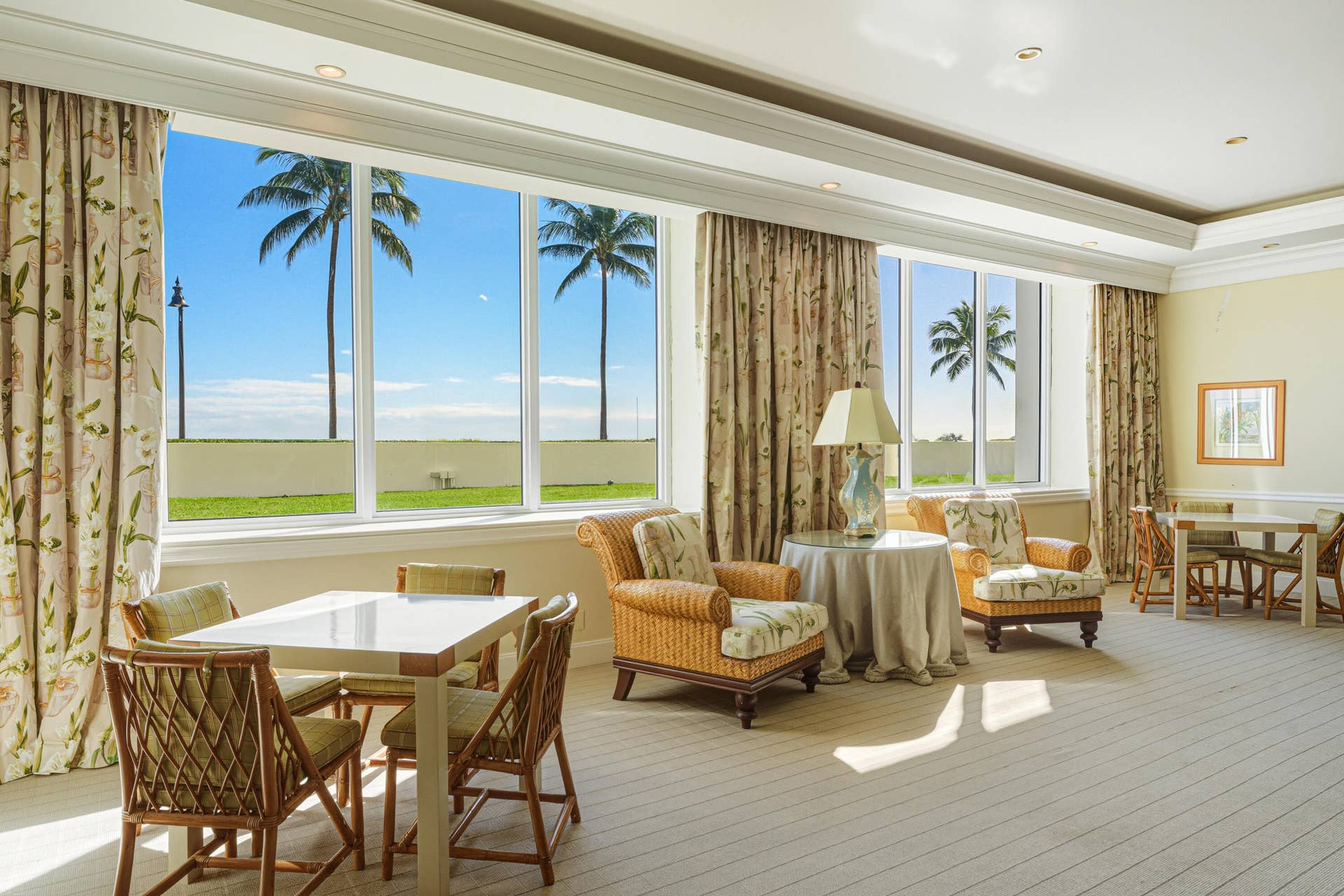 100 Worth Avenue, #310, Palm Beach, FL 33480 100 Worth Avenue, #310, Palm Beach, FL 33480