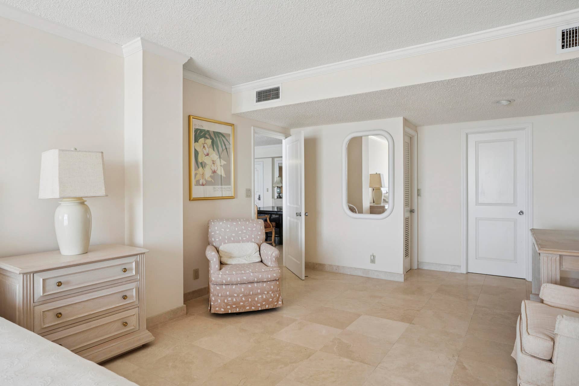 100 Worth Avenue, #310, Palm Beach, FL 33480 100 Worth Avenue, #310, Palm Beach, FL 33480
