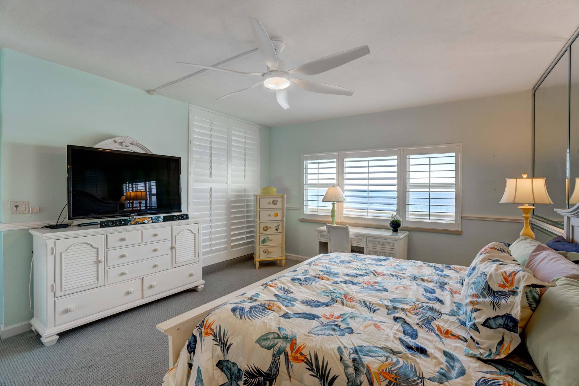 840 Ocean Drive, #Ph-c, Juno Beach, Juno Beach, FL 33408 19__mlp0721_2_3_4_5