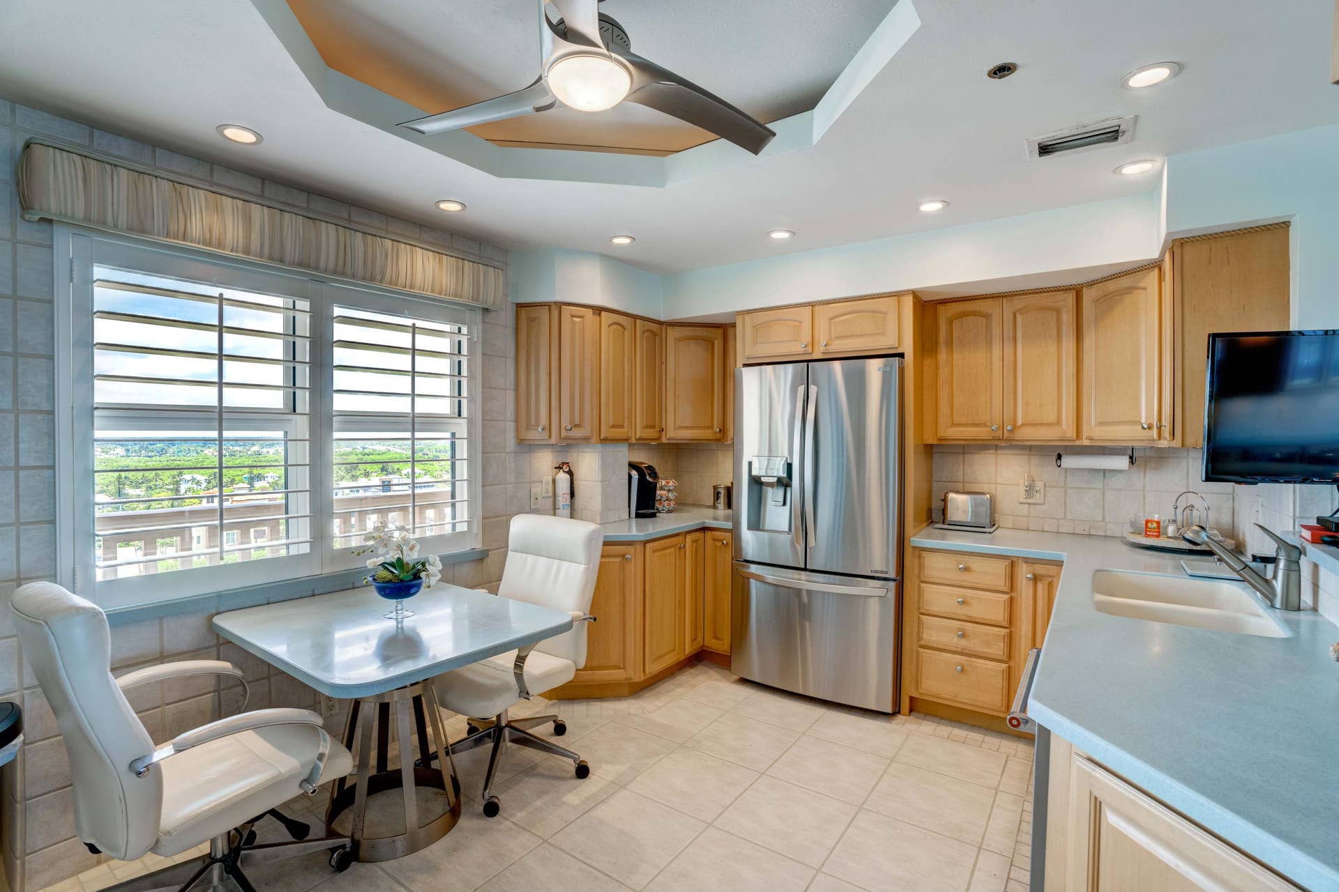 840 Ocean Drive, #Ph-c, Juno Beach, Juno Beach, FL 33408 05__mlp0856_57_58_59_60