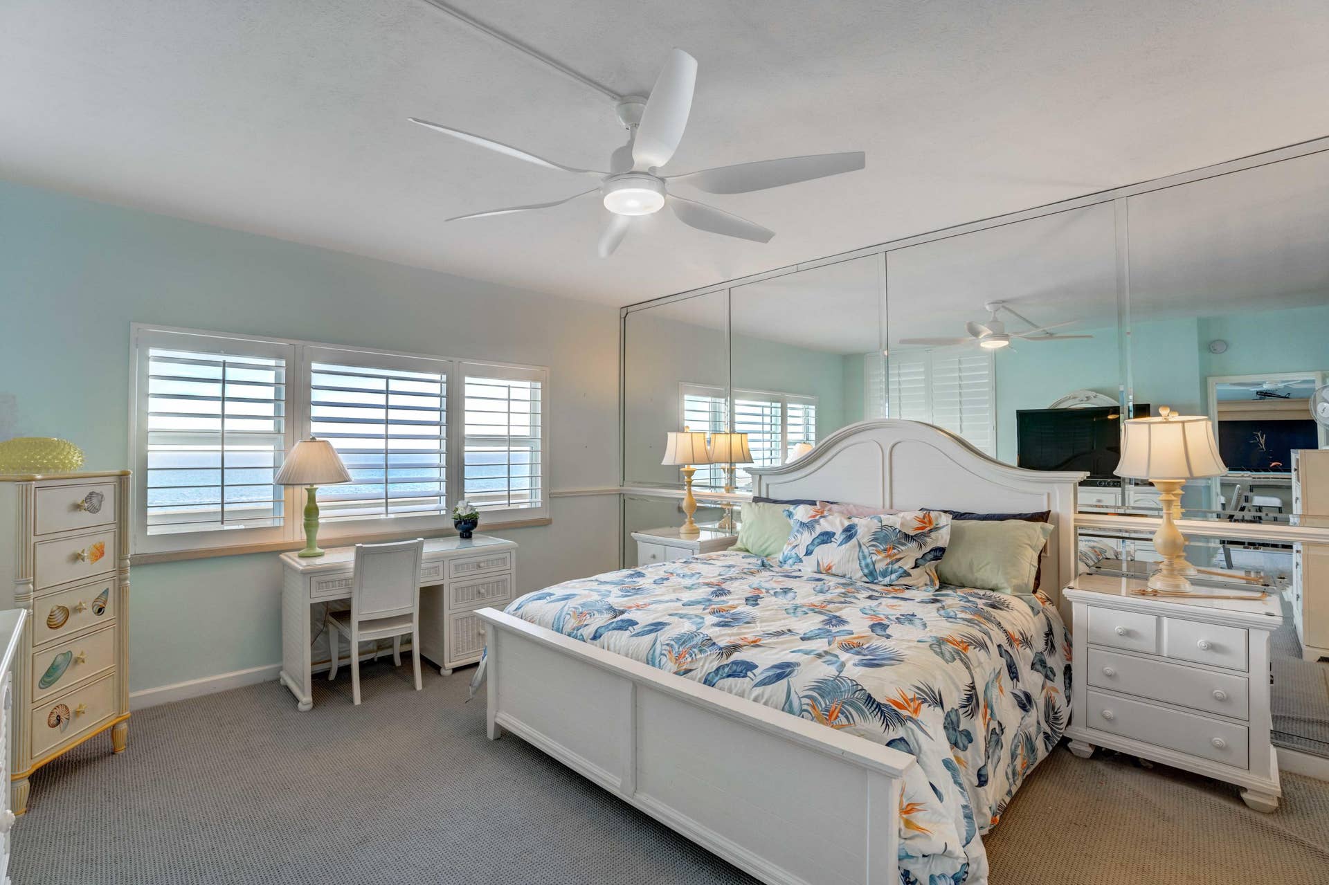 840 Ocean Drive, #Ph-c, Juno Beach, Juno Beach, FL 33408 16__mlp0706_07_08_09_10-edit