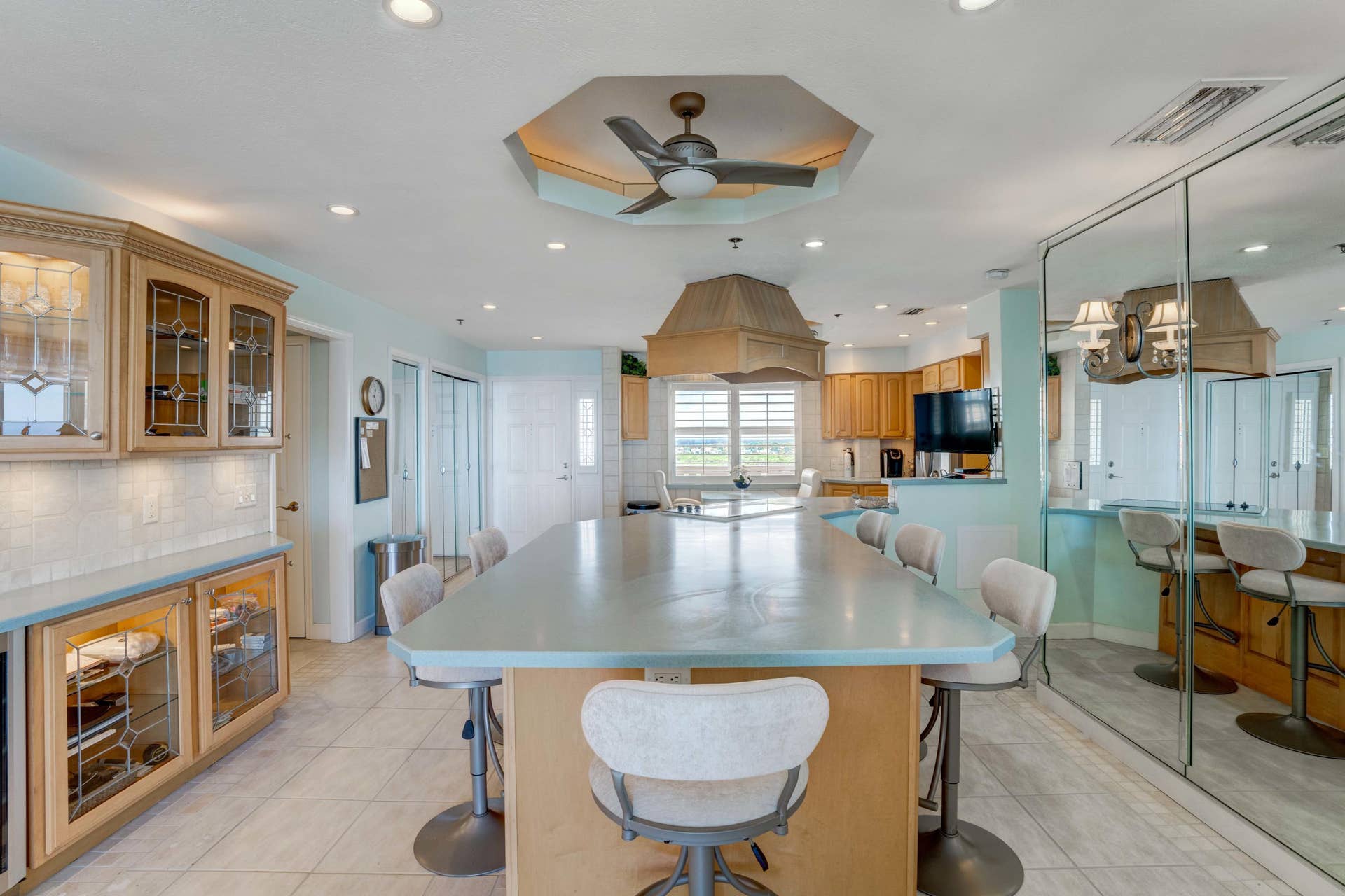 840 Ocean Drive, #Ph-c, Juno Beach, Juno Beach, FL 33408 06__mlp0836_37_38_39_40