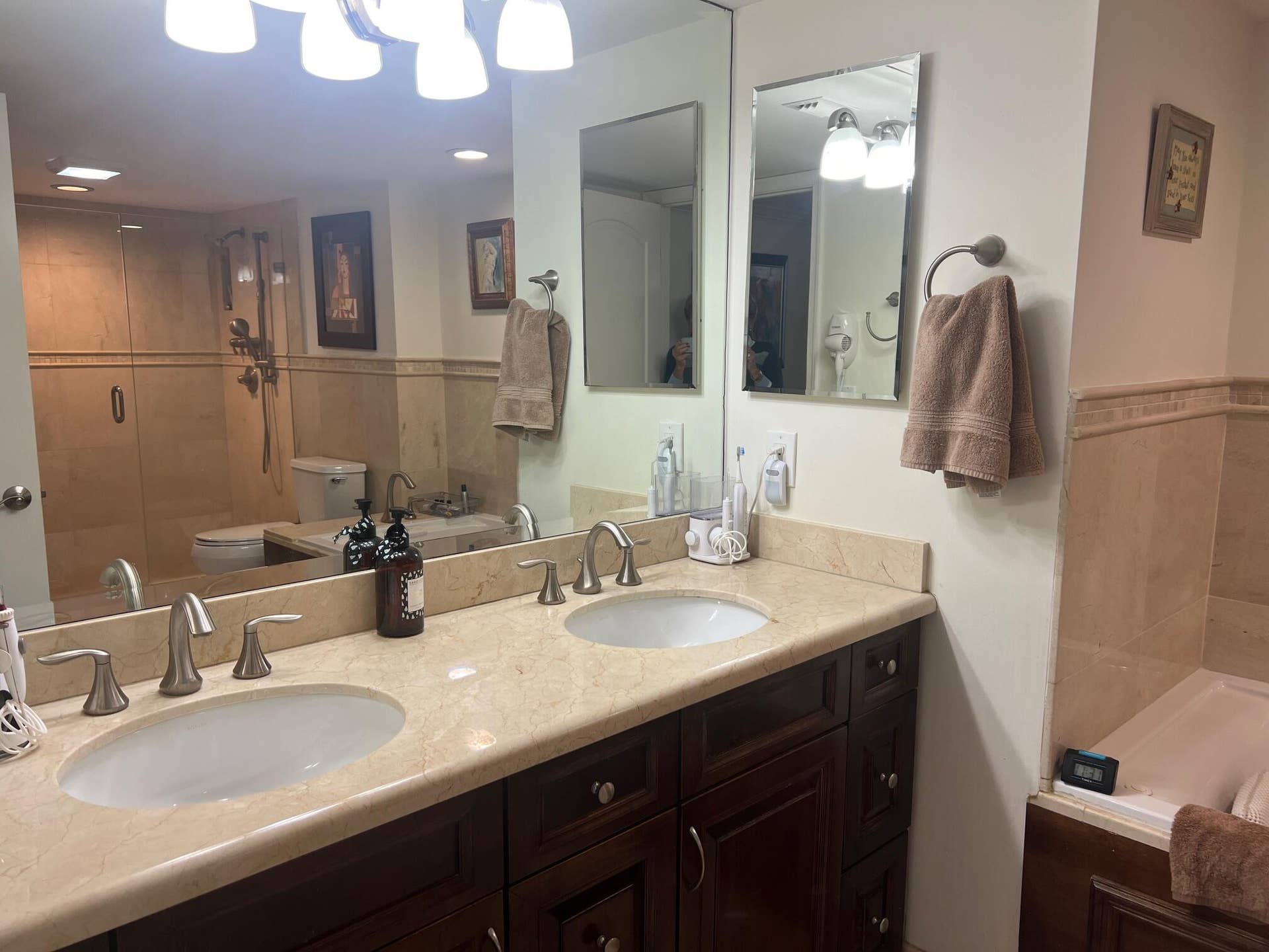 3400 N Ocean Drive, #906, Singer Island, FL 33404 Master Bathroom